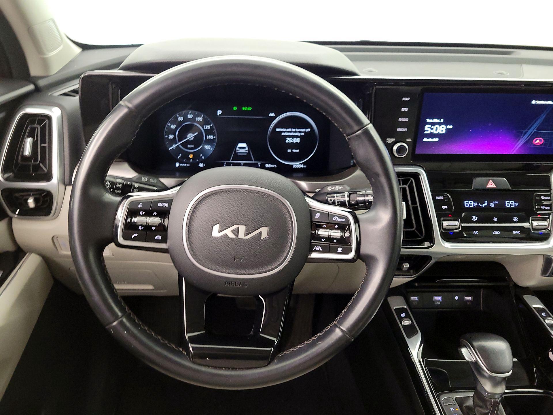 Thumbnail: 2023 Kia Sorento - 10