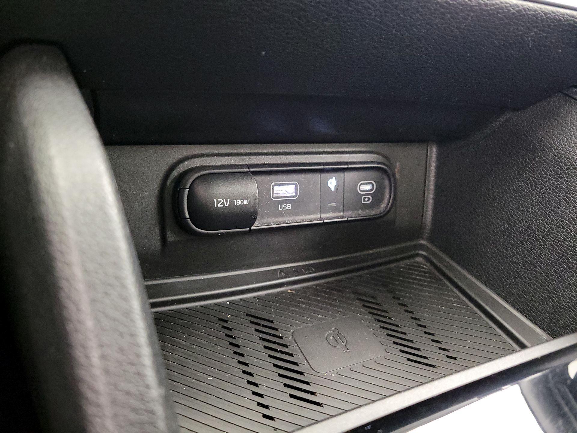 Thumbnail: 2023 Kia Sportage - 19