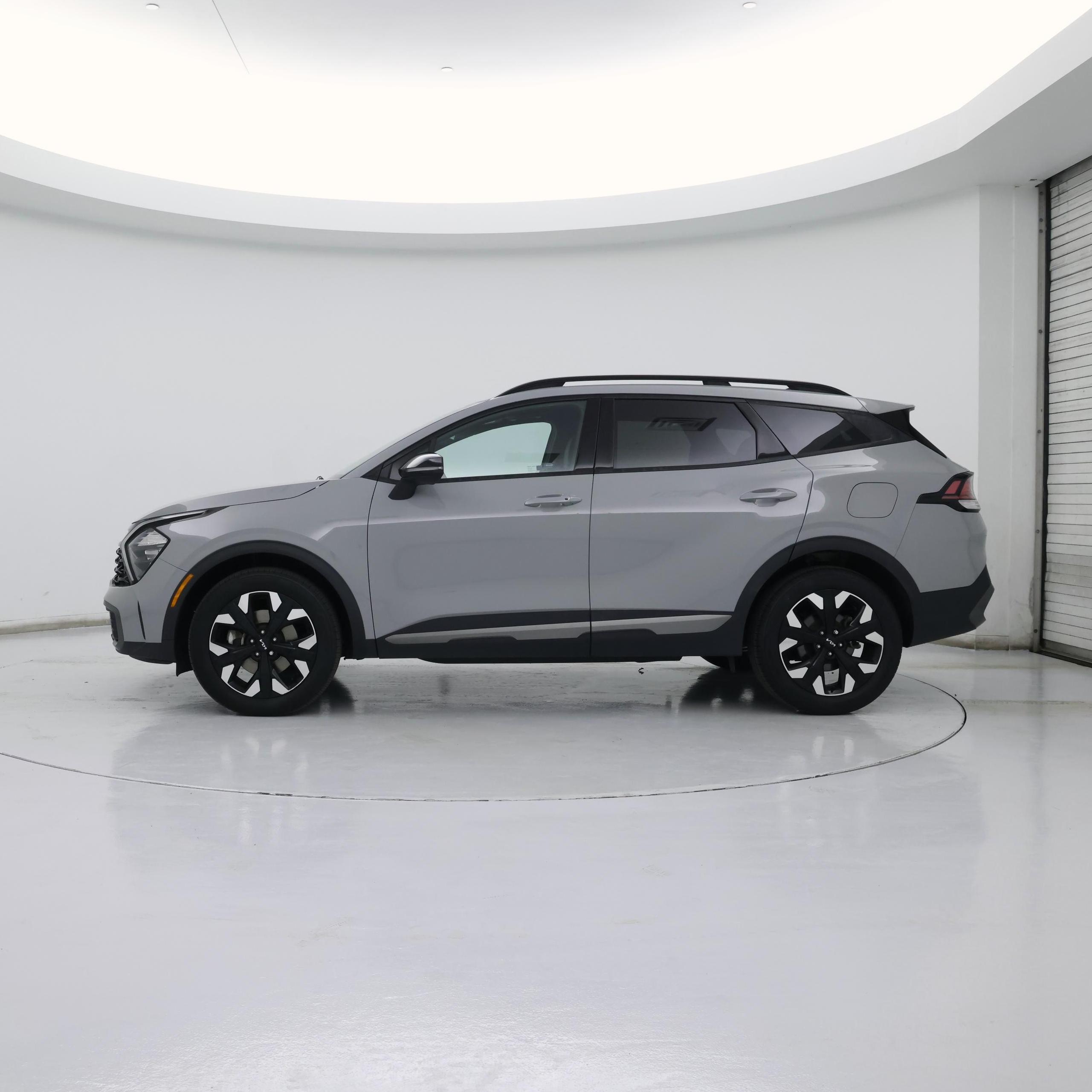 Thumbnail: 2023 Kia Sportage - 3