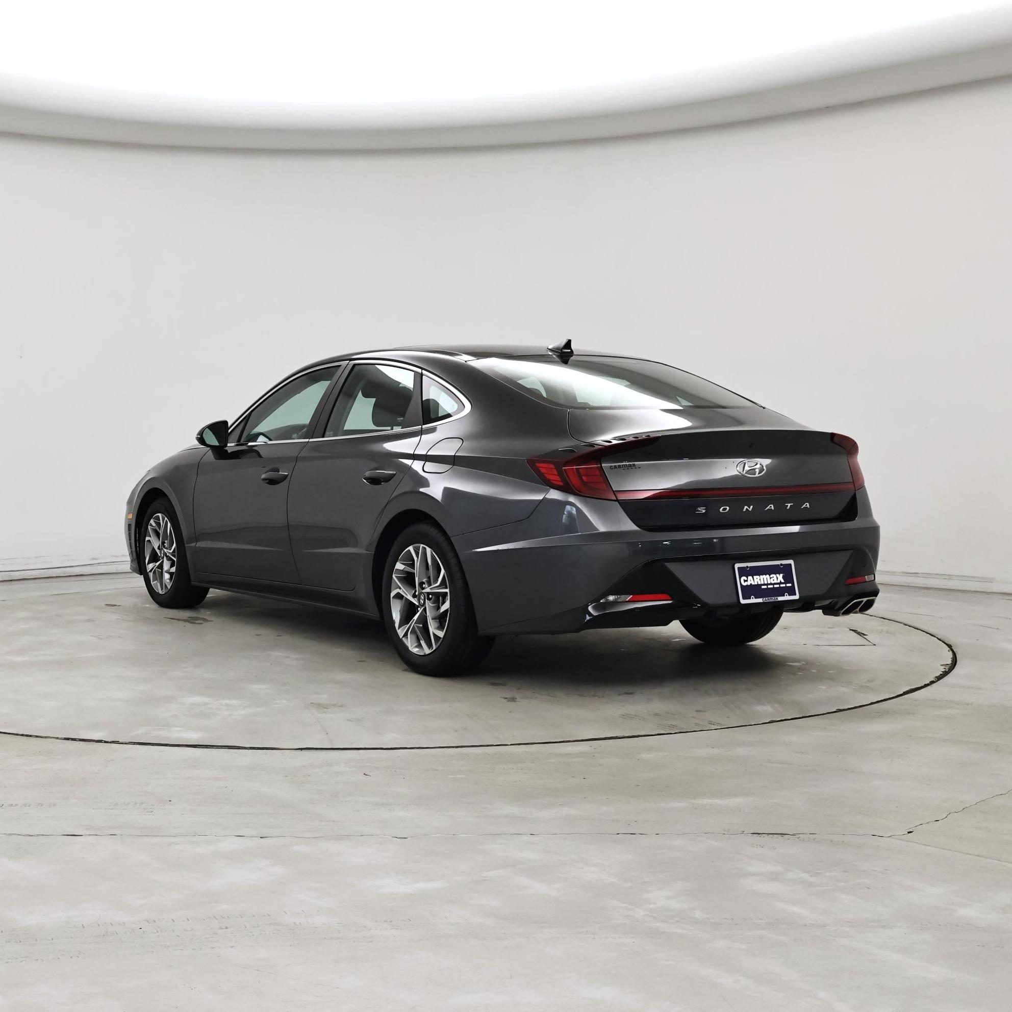 Thumbnail: 2023 Hyundai Sonata - 2