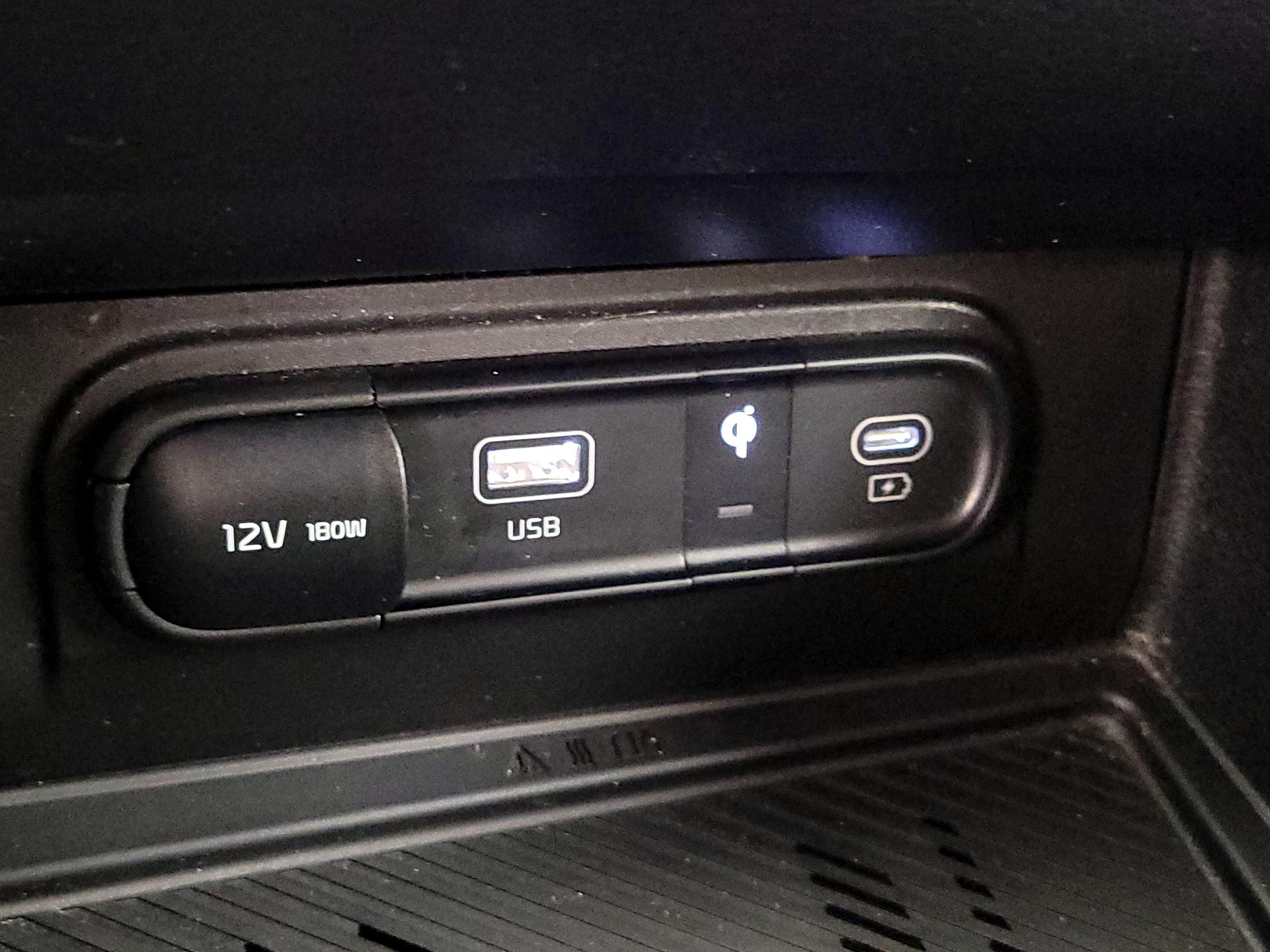 Thumbnail: 2023 Kia Sportage - 19