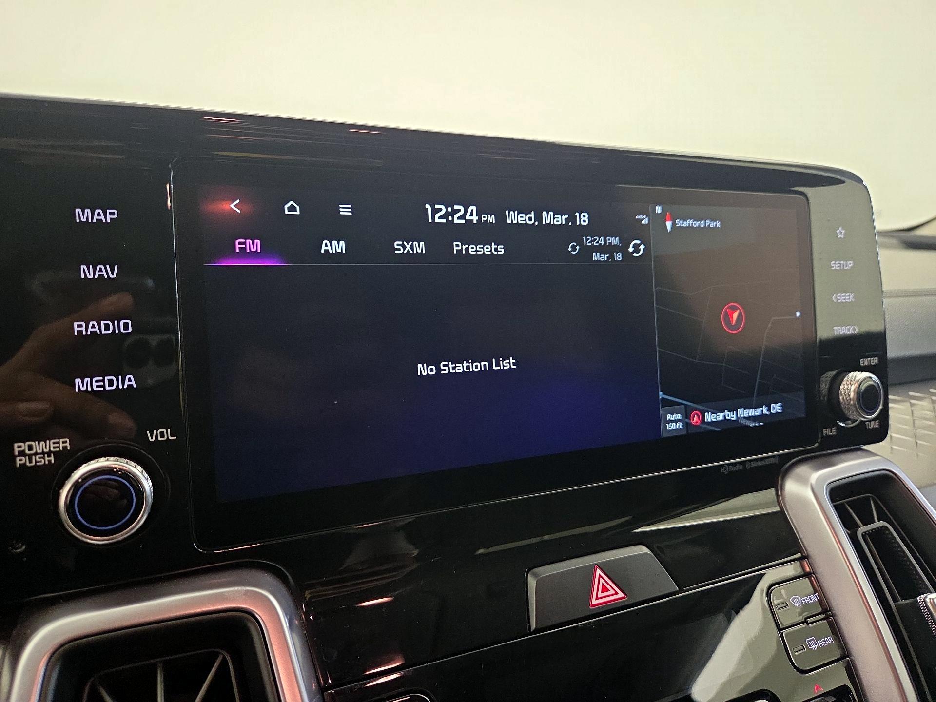 Thumbnail: 2023 Kia Sorento - 16
