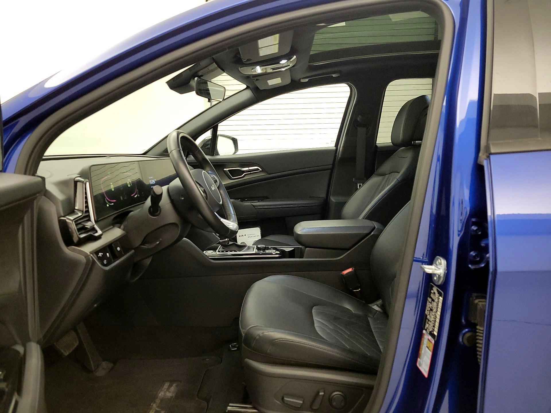 Thumbnail: 2023 Kia Sportage - 11