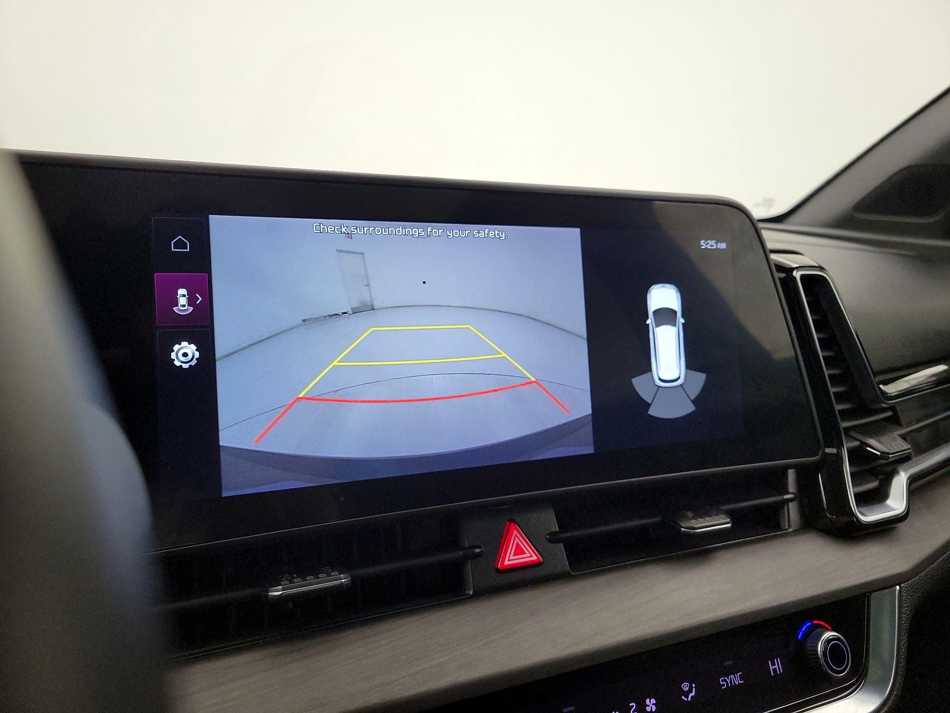 Thumbnail: 2023 Kia Sportage - 15