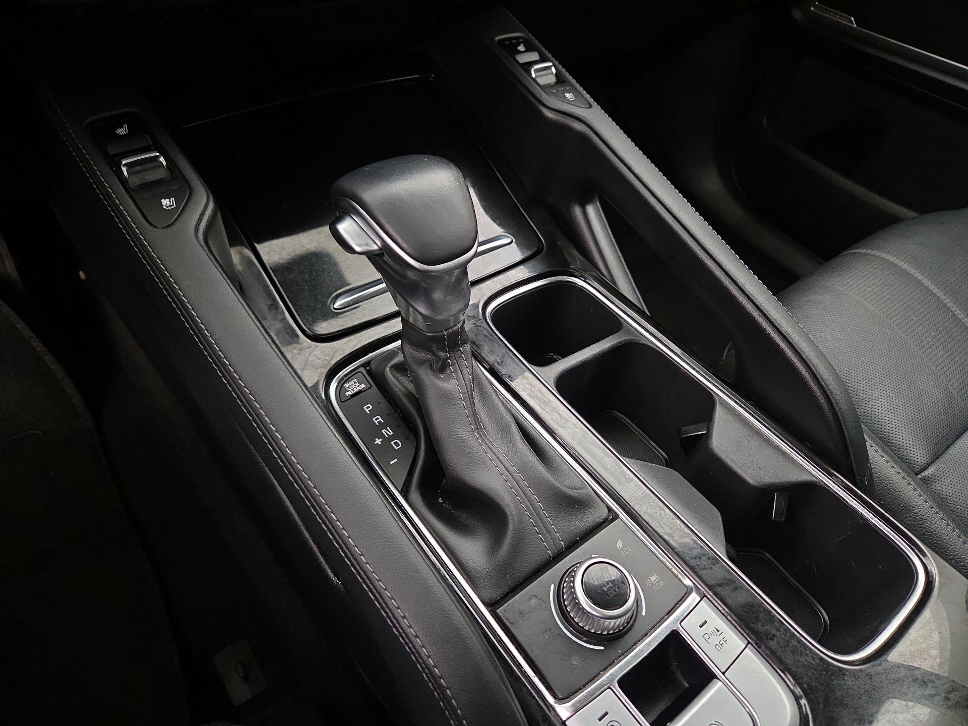 Thumbnail: 2022 Kia Telluride - 17