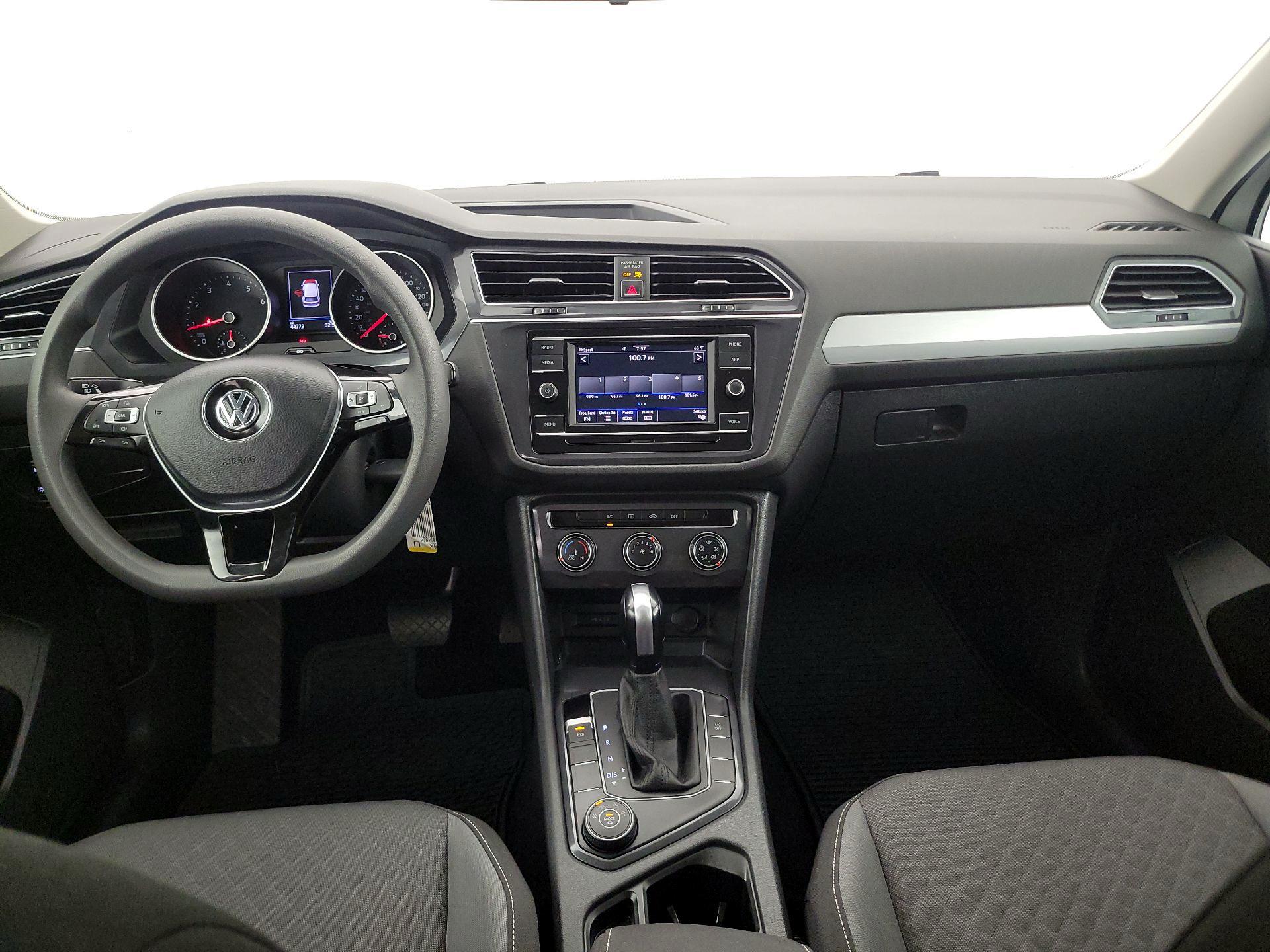 Thumbnail: 2021 Volkswagen Tiguan - 9