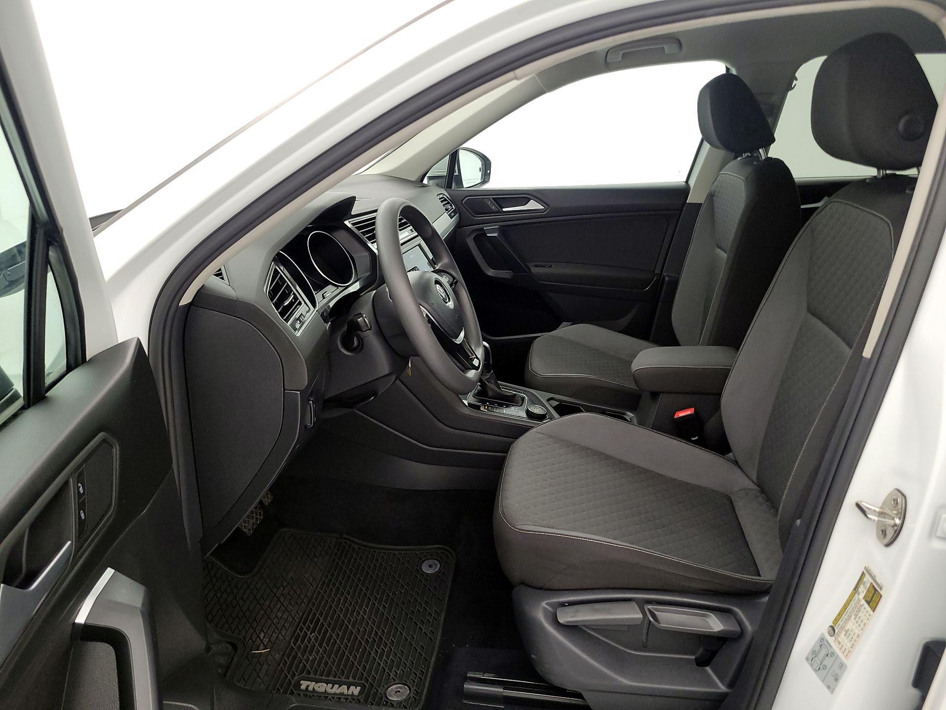 Thumbnail: 2021 Volkswagen Tiguan - 11