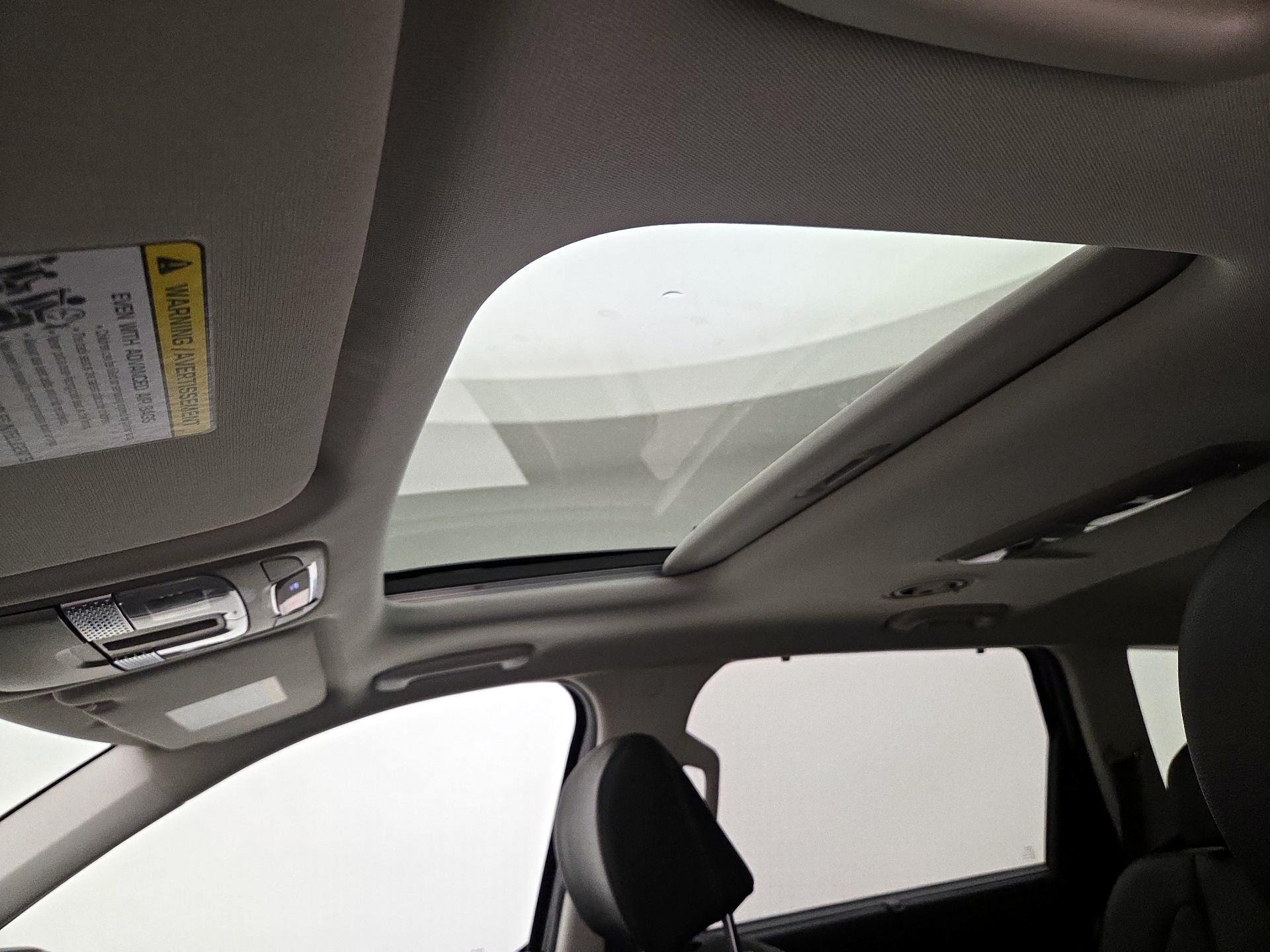 Thumbnail: 2025 Kia Telluride - 19