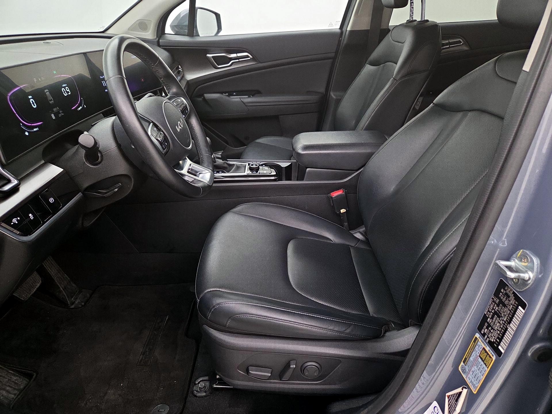 Thumbnail: 2023 Kia Sportage - 11