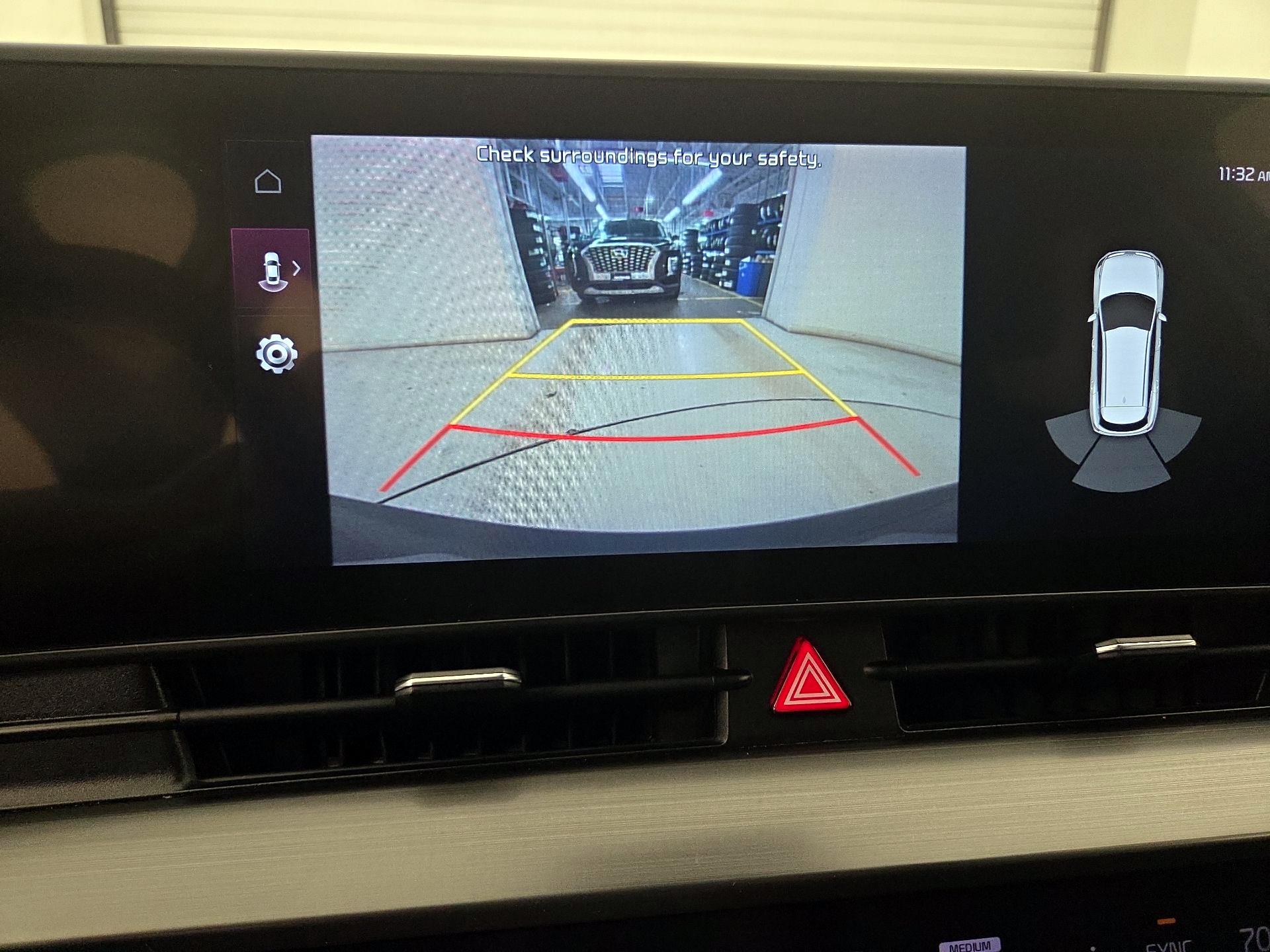 Thumbnail: 2023 Kia Sportage - 14