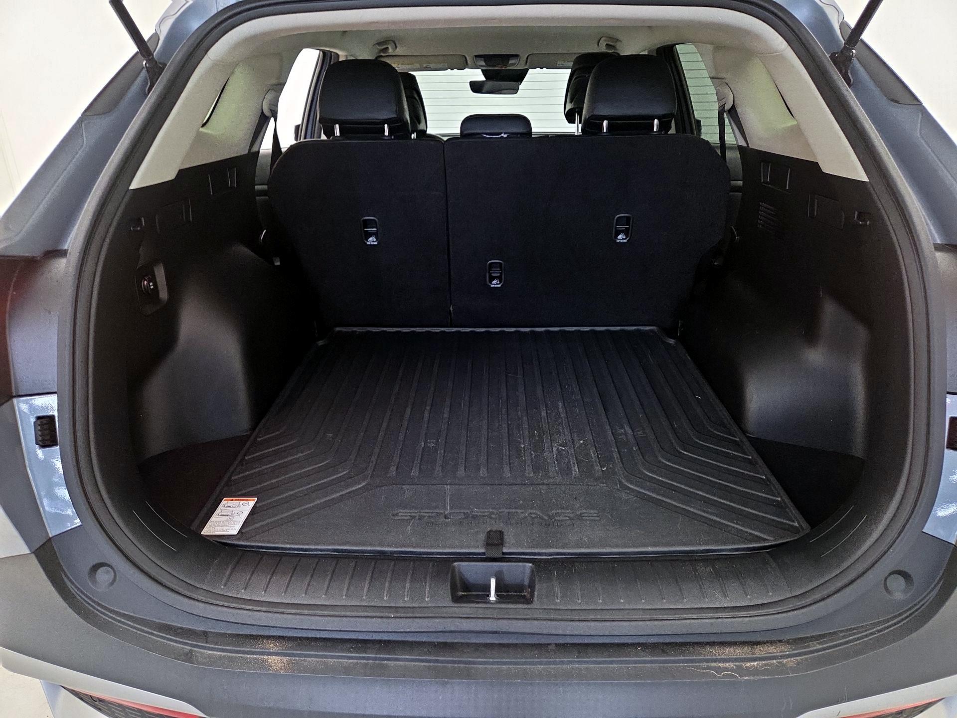 Thumbnail: 2023 Kia Sportage - 20