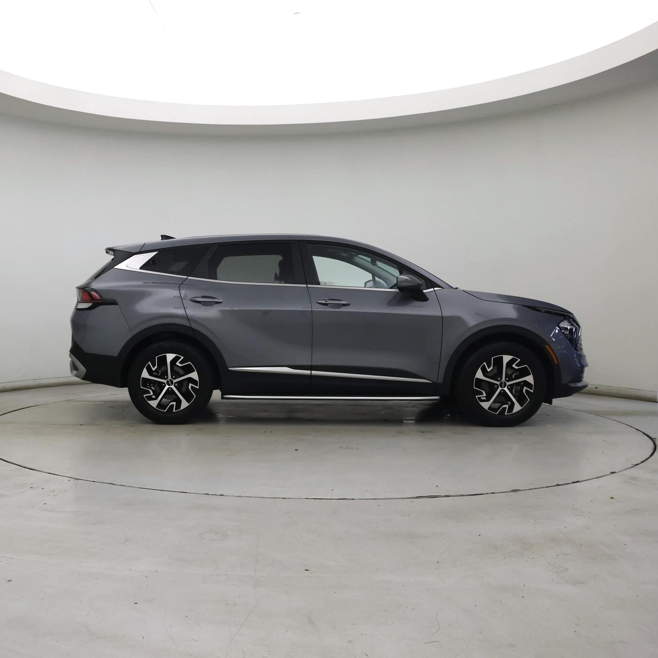 Thumbnail: 2023 Kia Sportage - 7