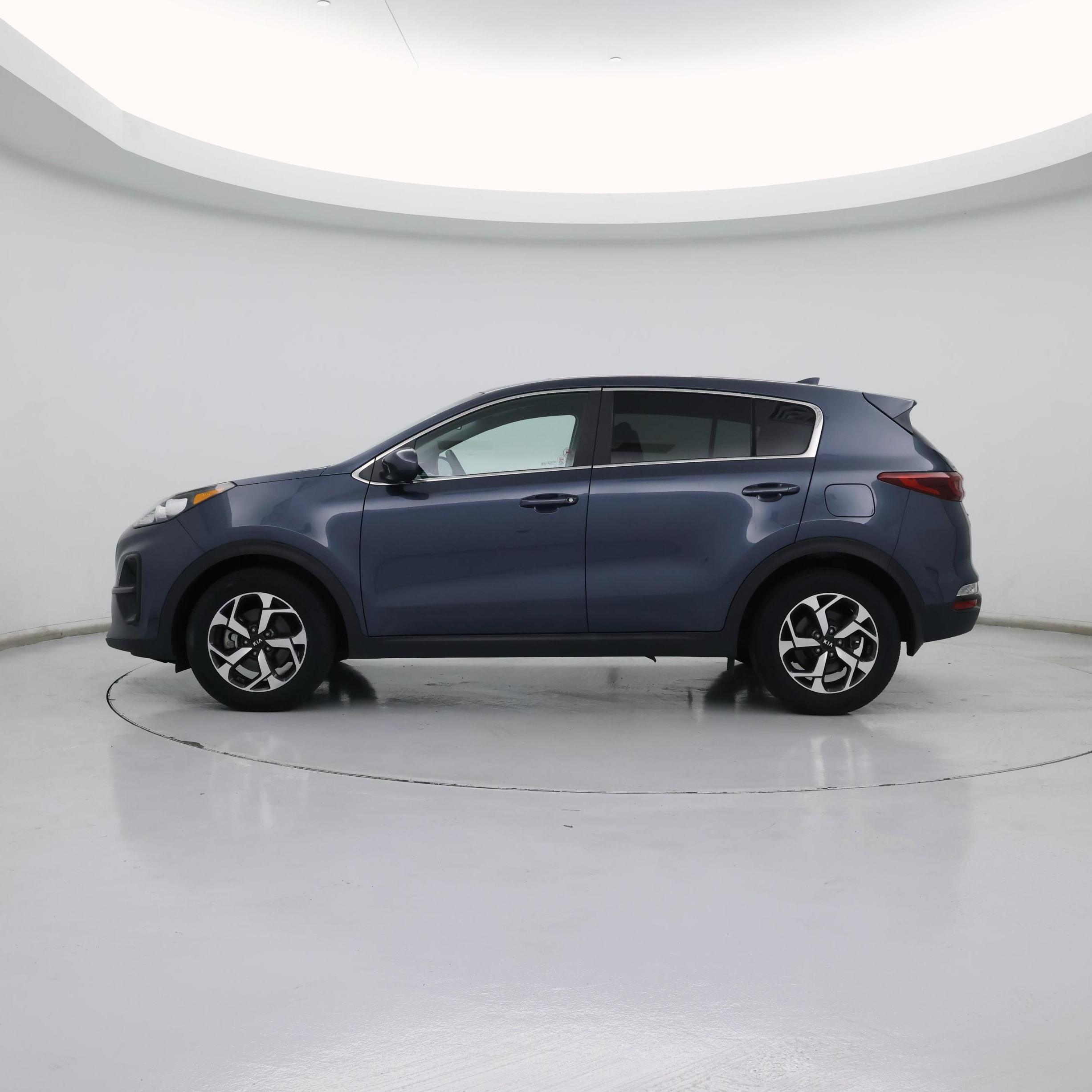 Thumbnail: 2020 Kia Sportage - 3