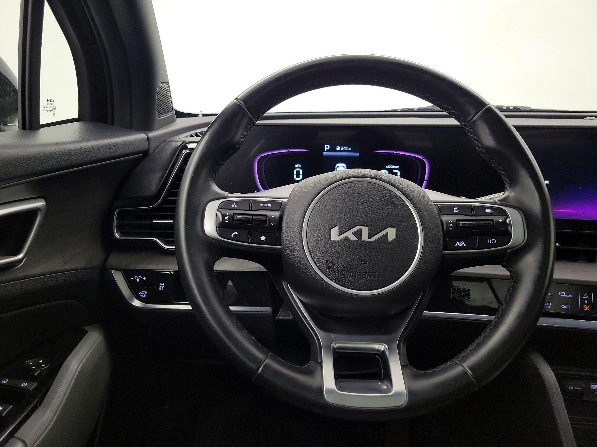 Thumbnail: 2023 Kia Sportage - 10