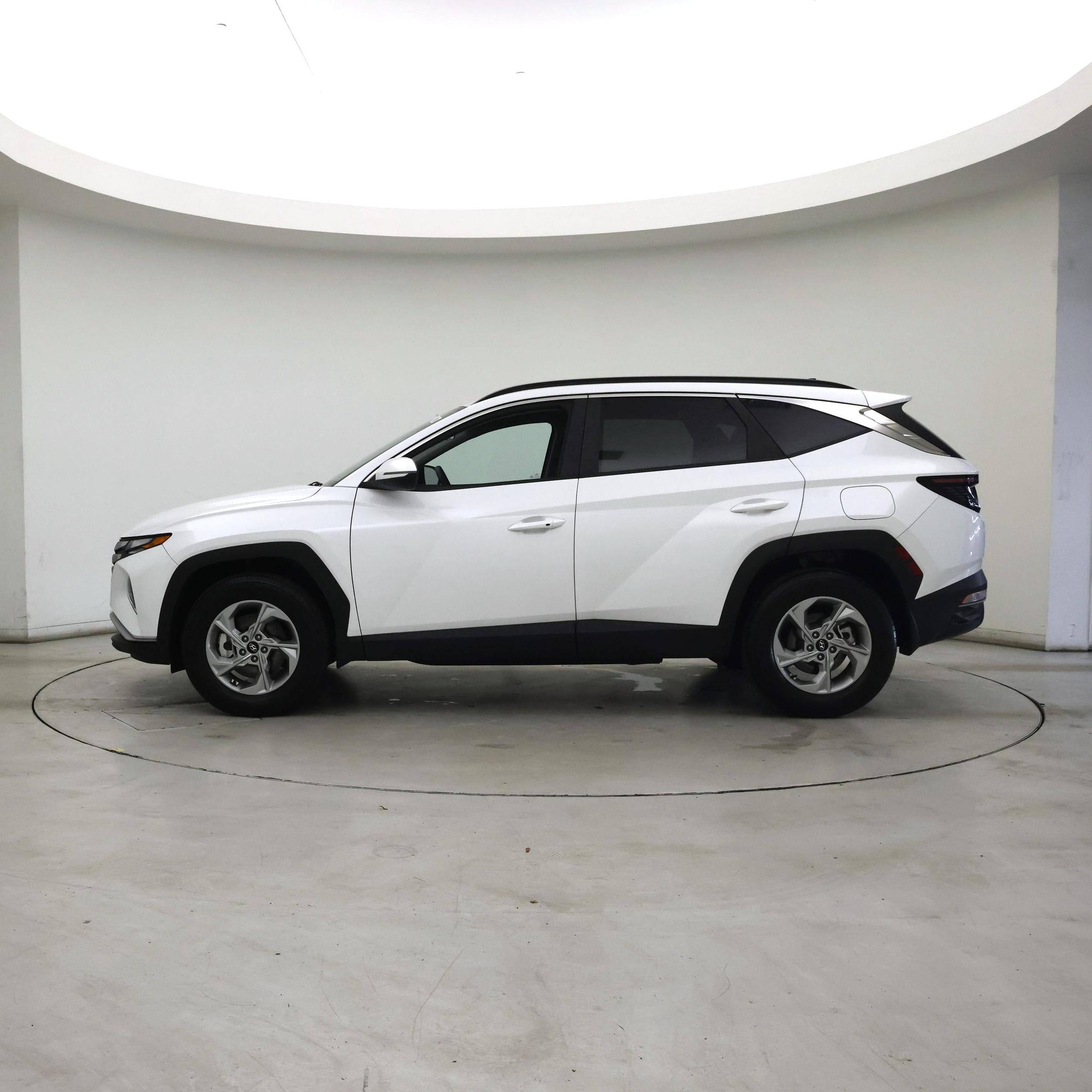 Thumbnail: 2022 Hyundai Tucson - 3