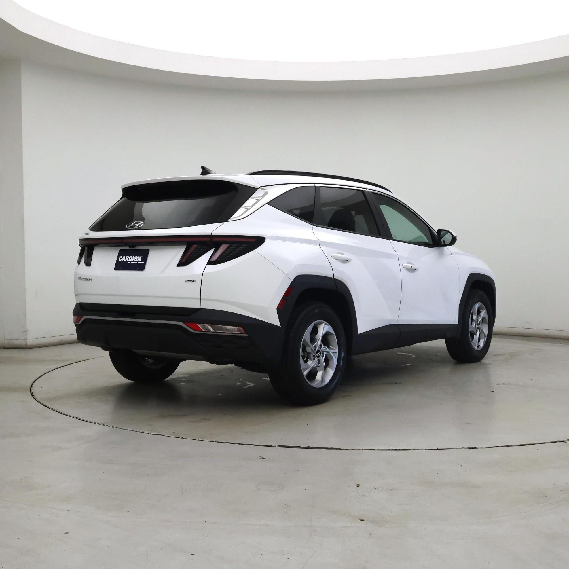 Thumbnail: 2022 Hyundai Tucson - 8