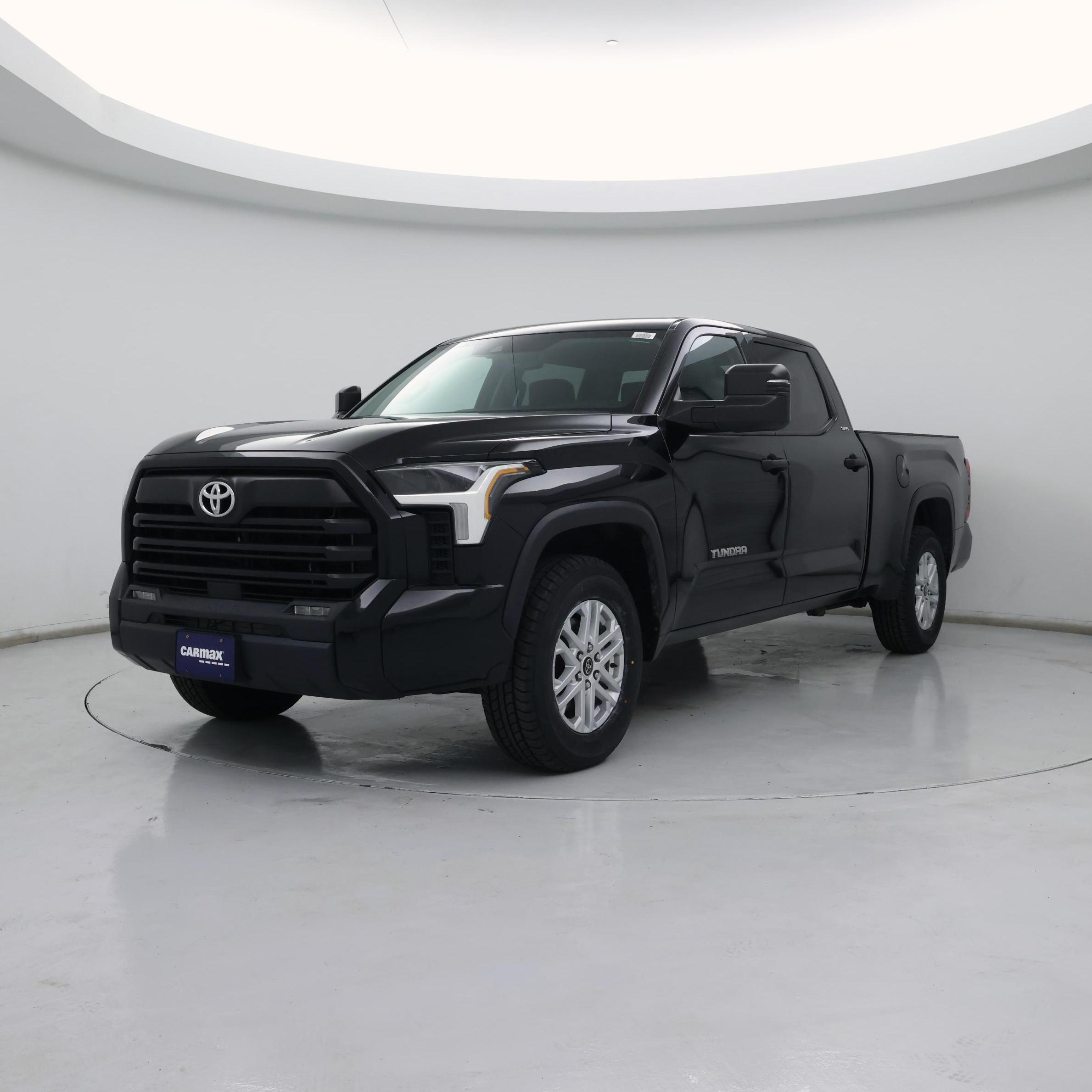 Thumbnail: 2022 Toyota Tundra - 4