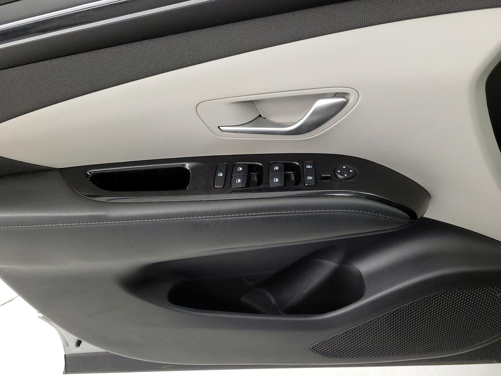 Thumbnail: 2022 Hyundai Tucson - 12