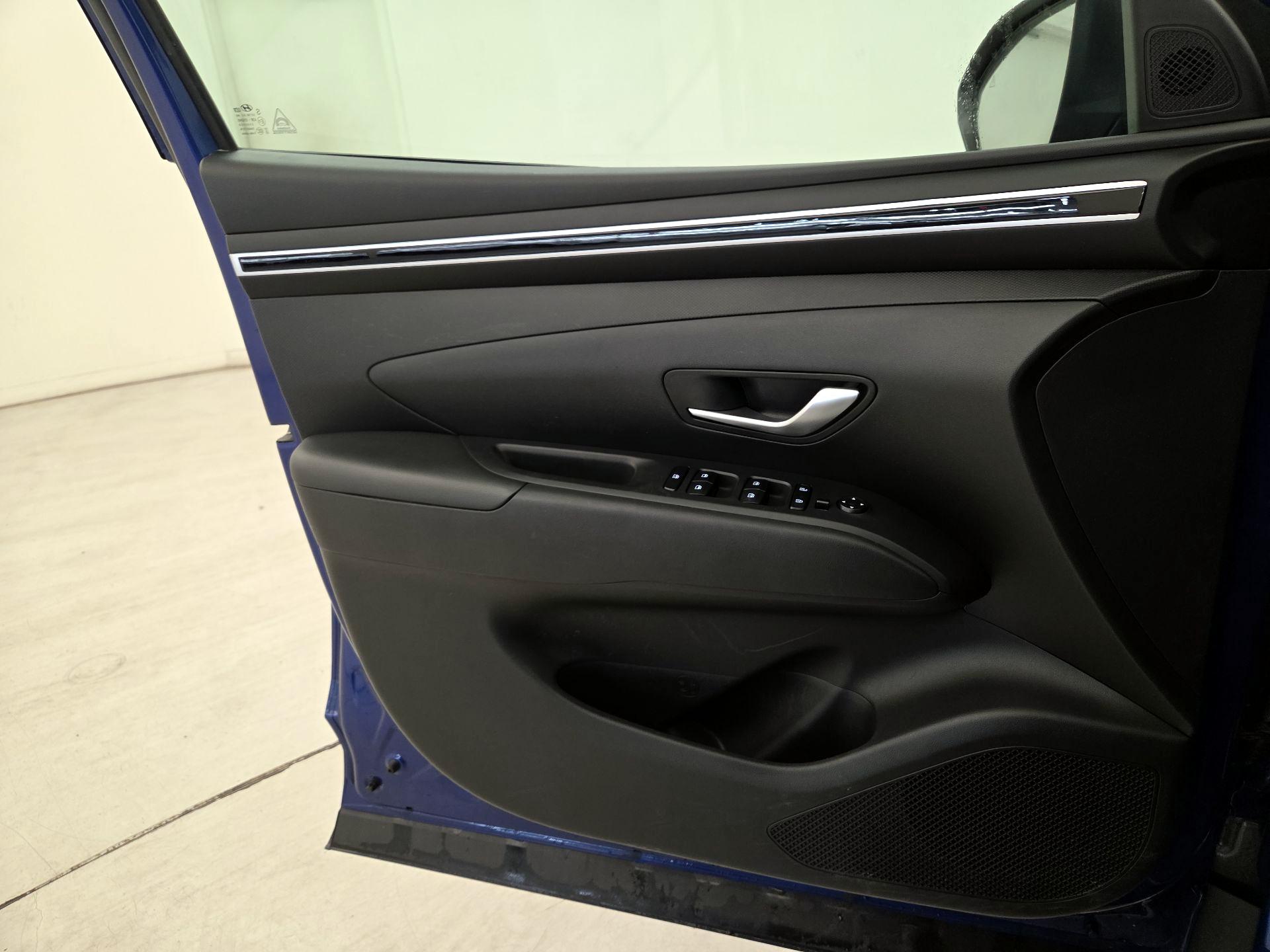 Thumbnail: 2023 Hyundai Tucson - 12