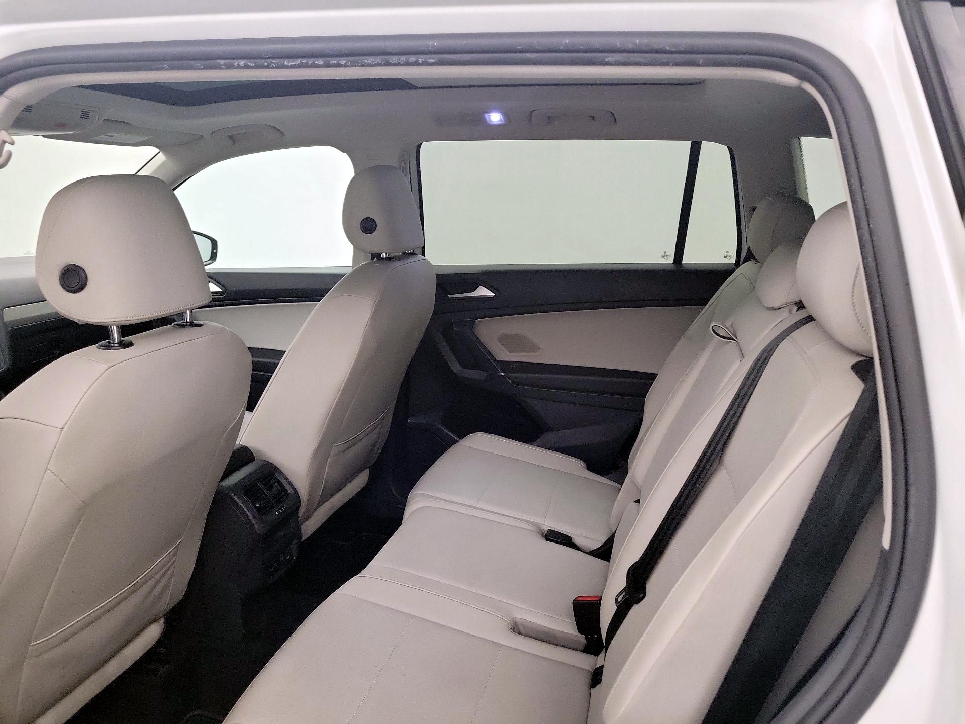 Thumbnail: 2020 Volkswagen Tiguan - 20