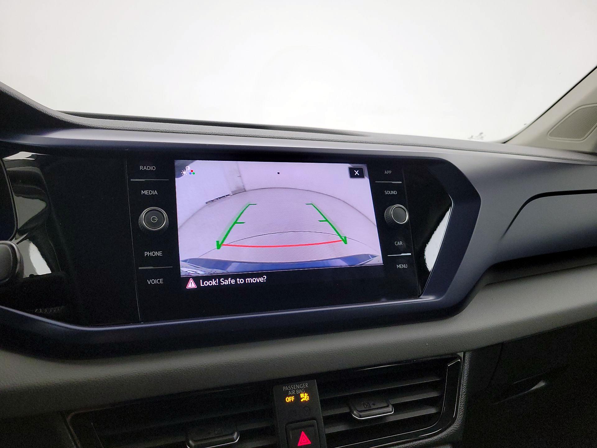 Thumbnail: 2022 Volkswagen Taos - 14