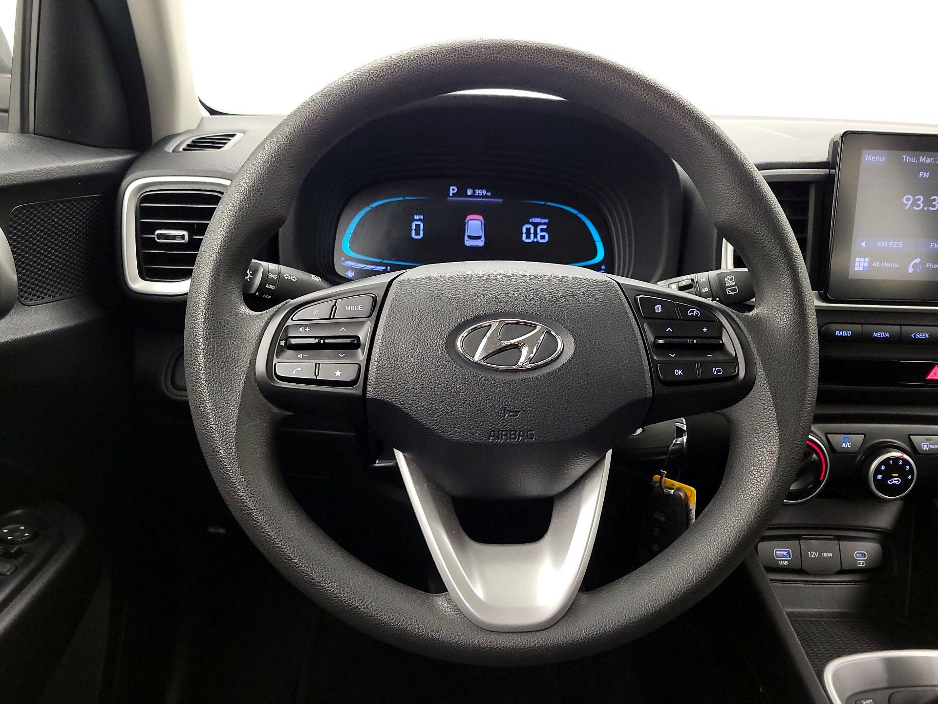 Thumbnail: 2023 Hyundai Venue - 10