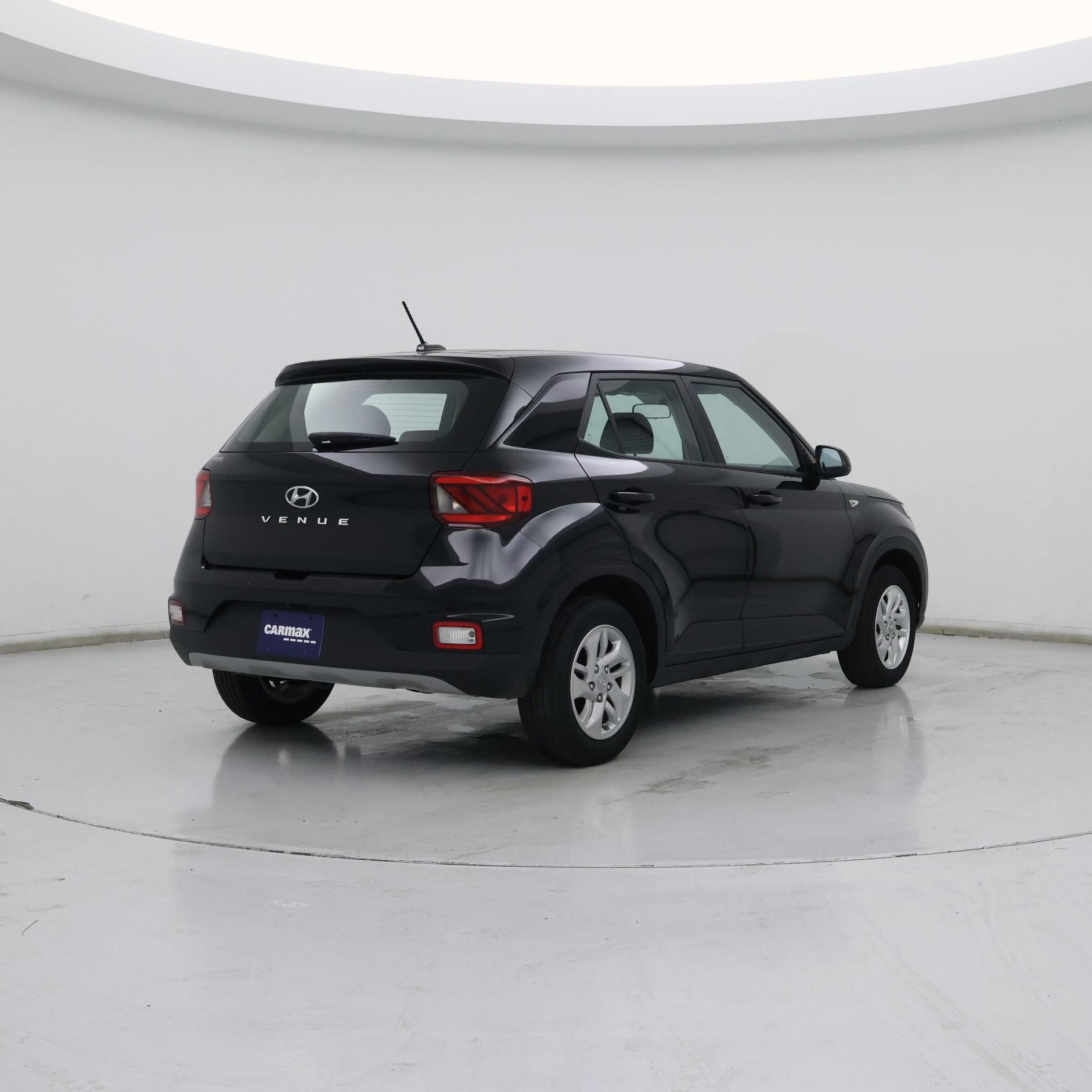 Thumbnail: 2023 Hyundai Venue - 8