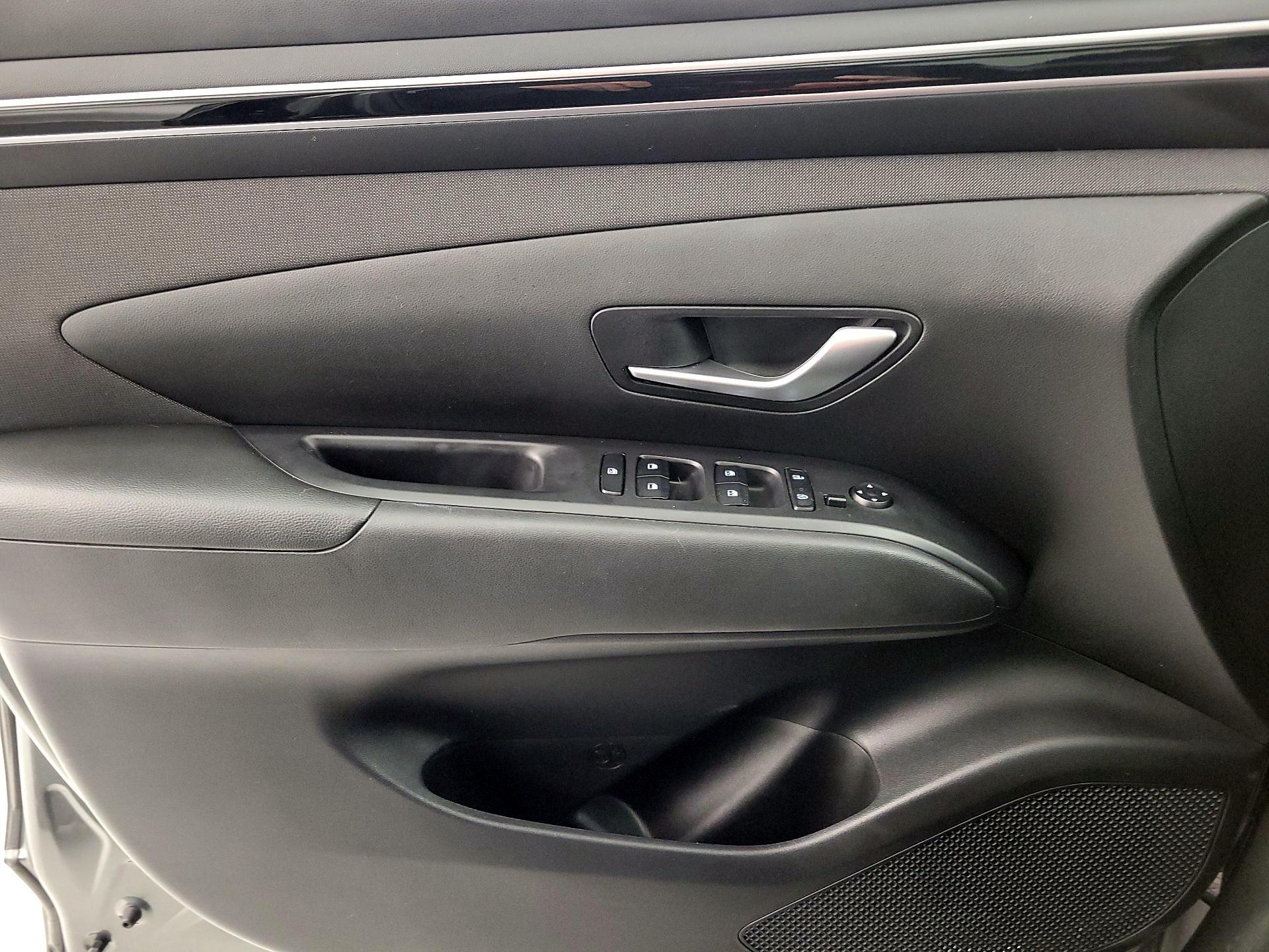 Thumbnail: 2023 Hyundai Tucson - 12