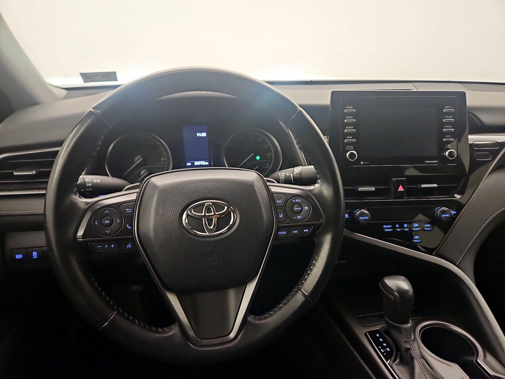 Thumbnail: 2023 Toyota Camry - 10