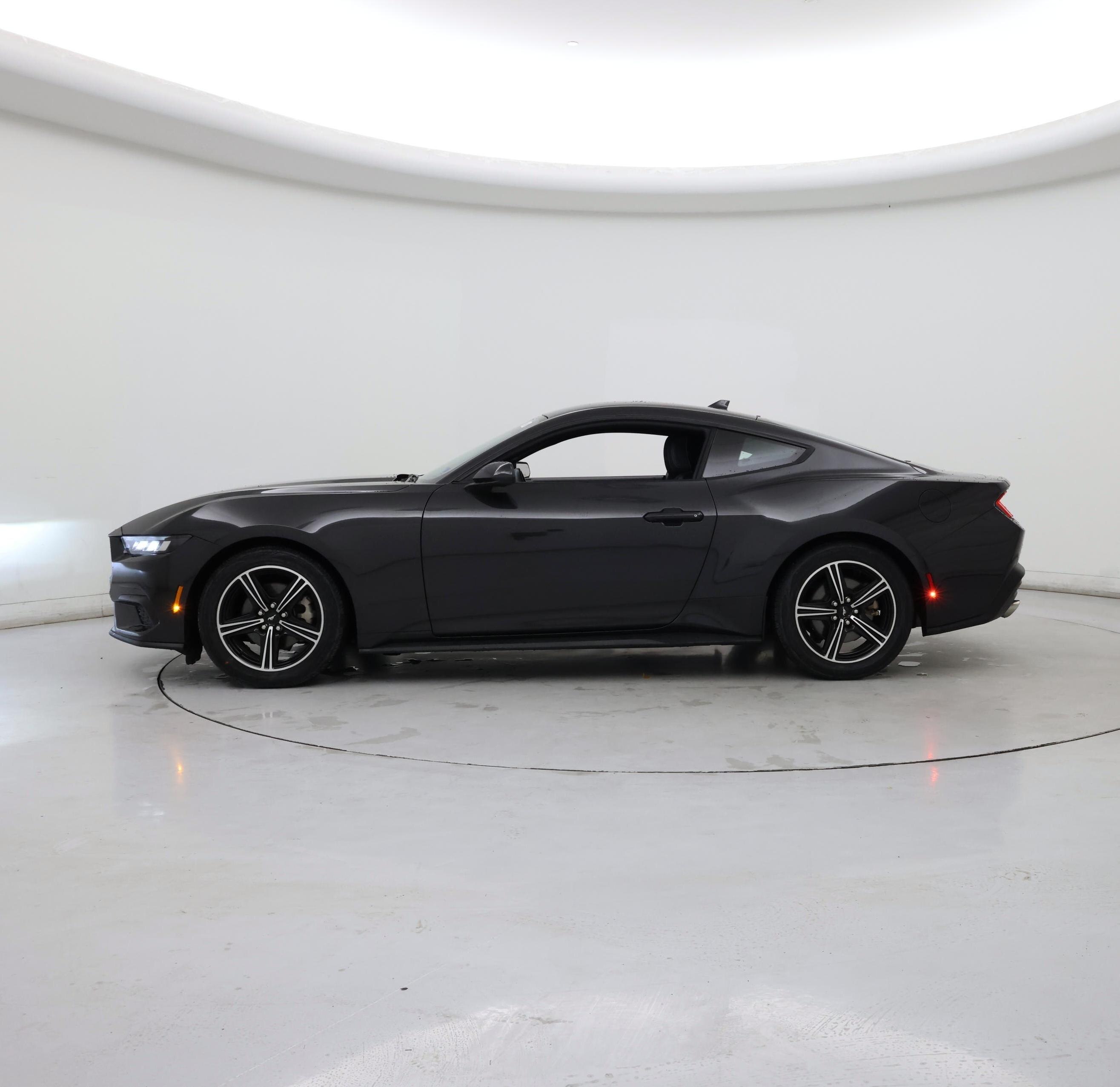 Thumbnail: 2024 Ford Mustang - 3