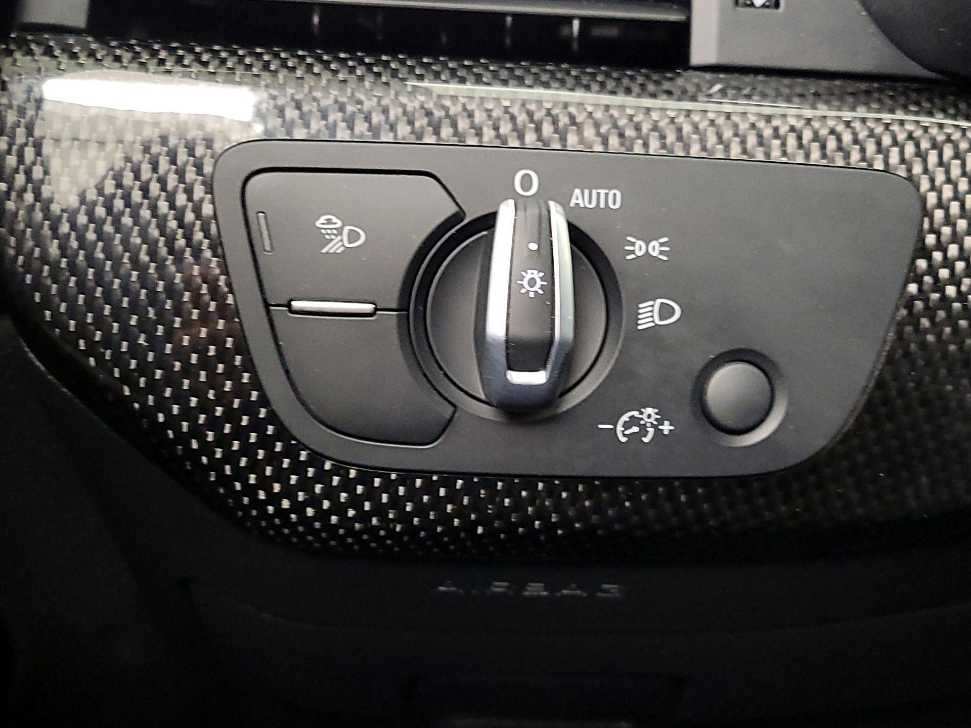 Thumbnail: 2023 Audi S4 - 13