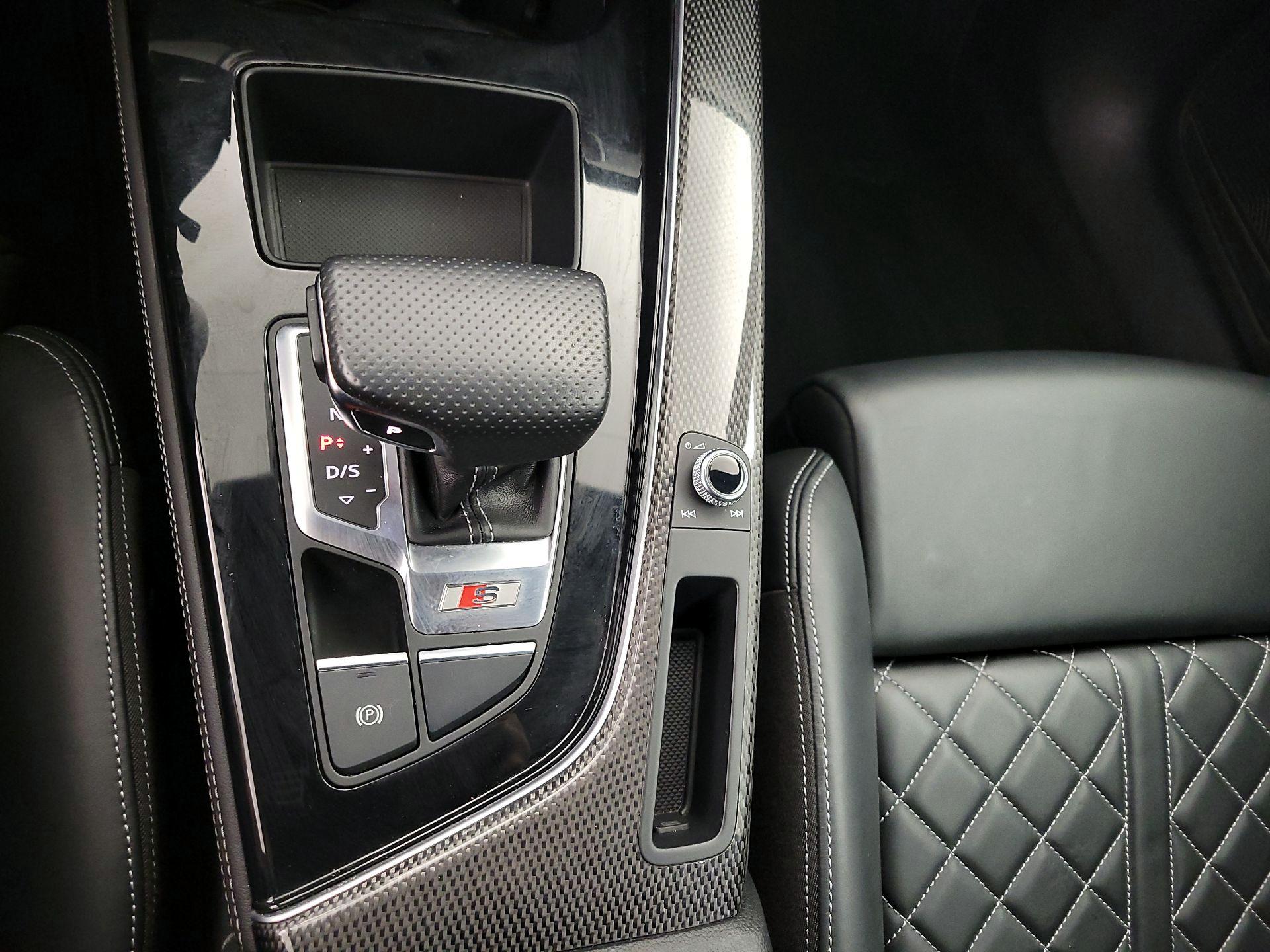 Thumbnail: 2023 Audi S4 - 17