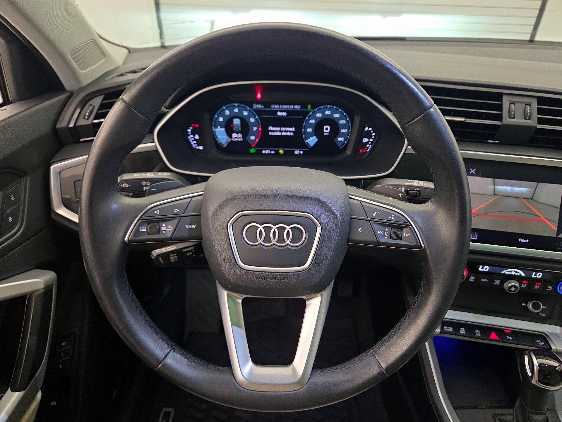 Thumbnail: 2022 Audi Q3 - 10