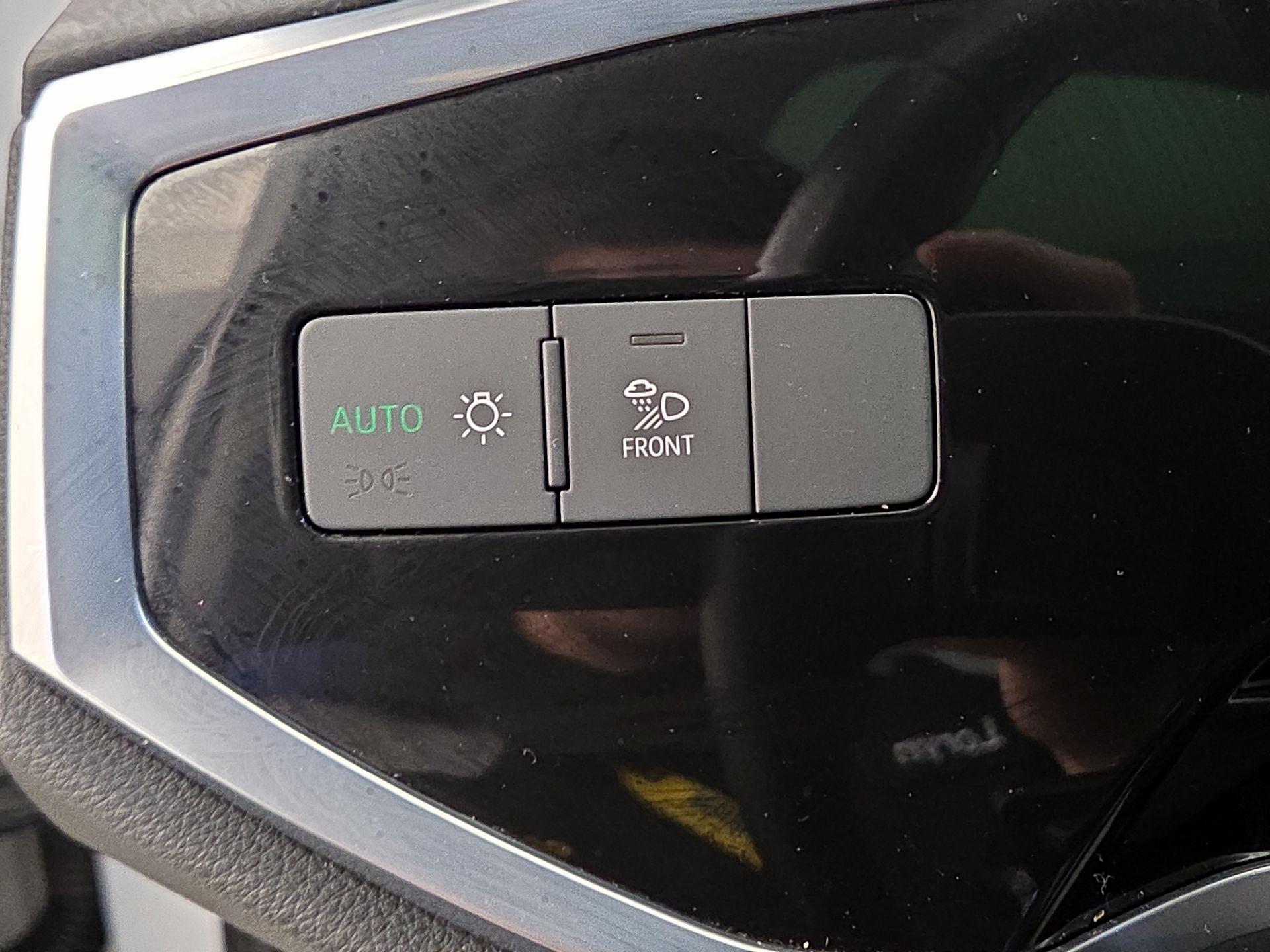 Thumbnail: 2022 Audi Q3 - 13