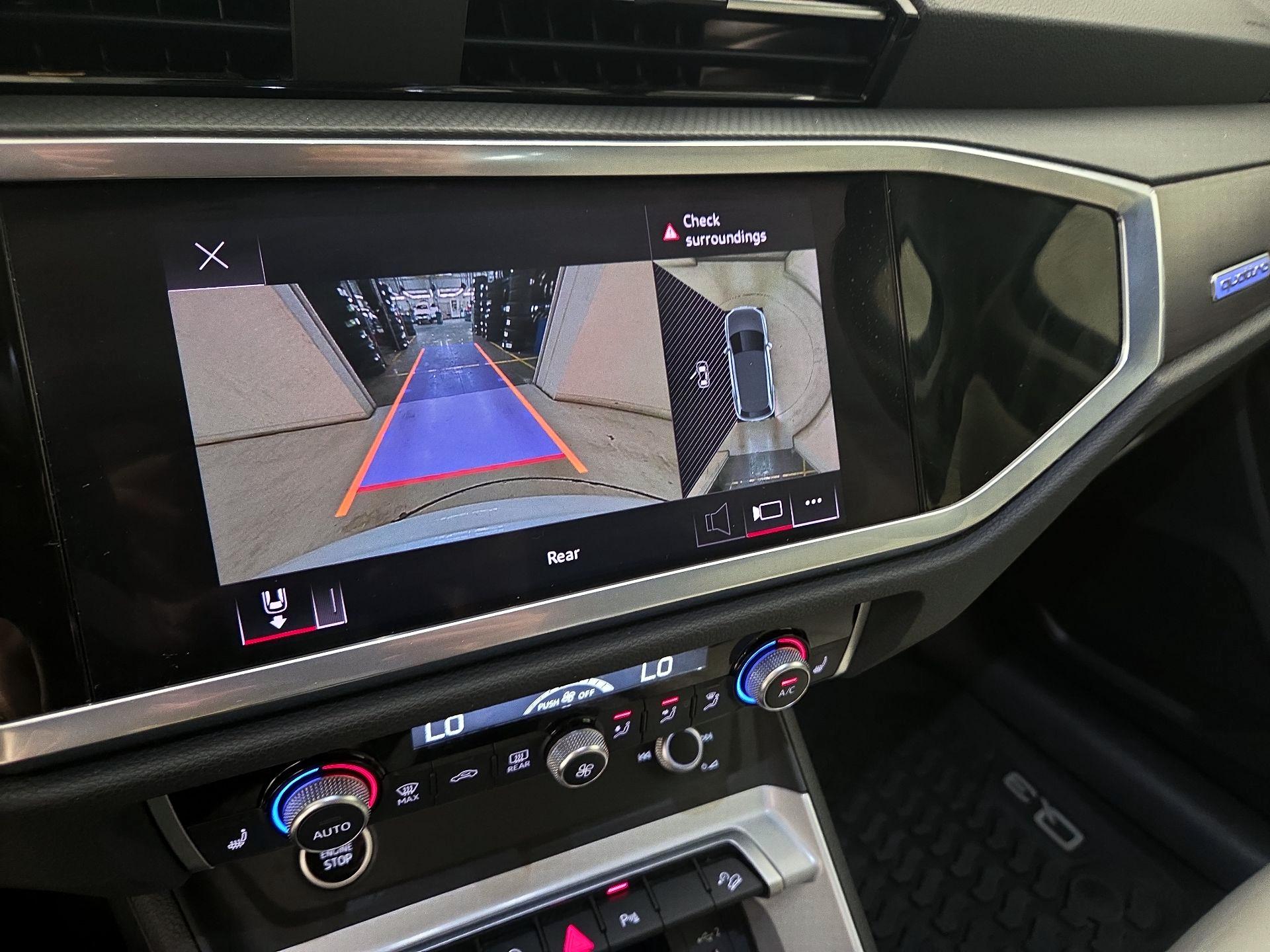 Thumbnail: 2022 Audi Q3 - 14