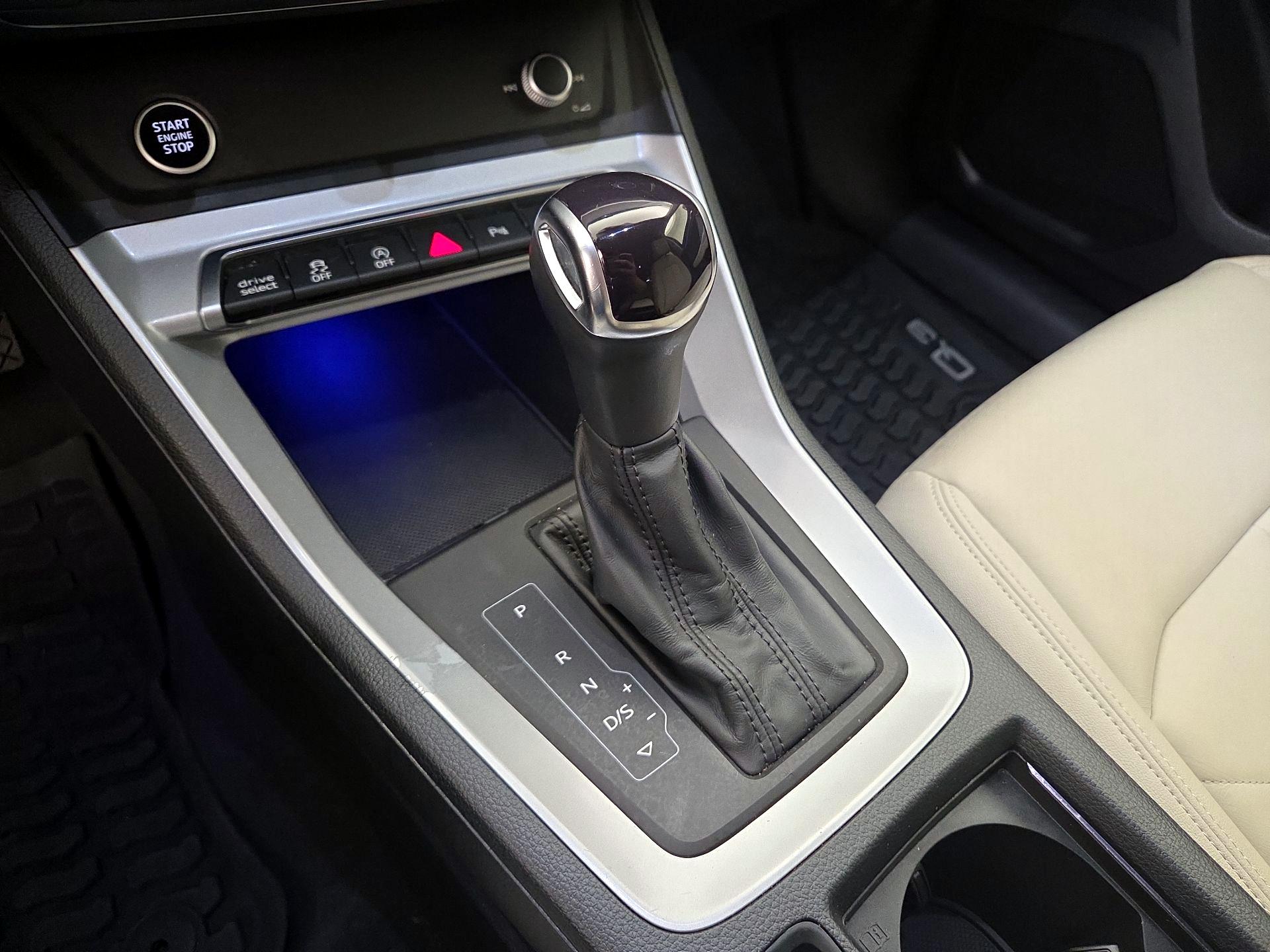 Thumbnail: 2022 Audi Q3 - 17