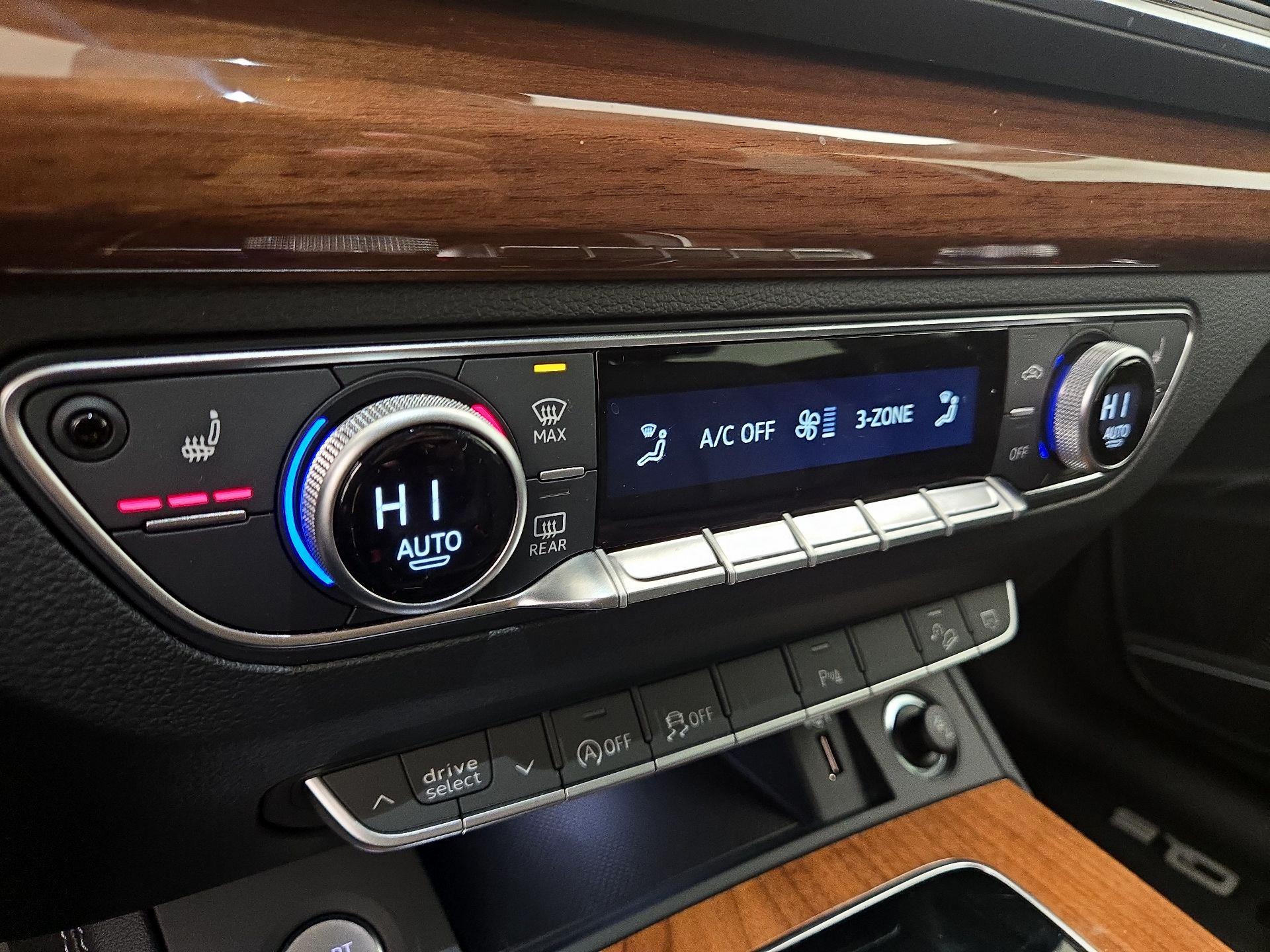 Thumbnail: 2023 Audi Q5 - 16