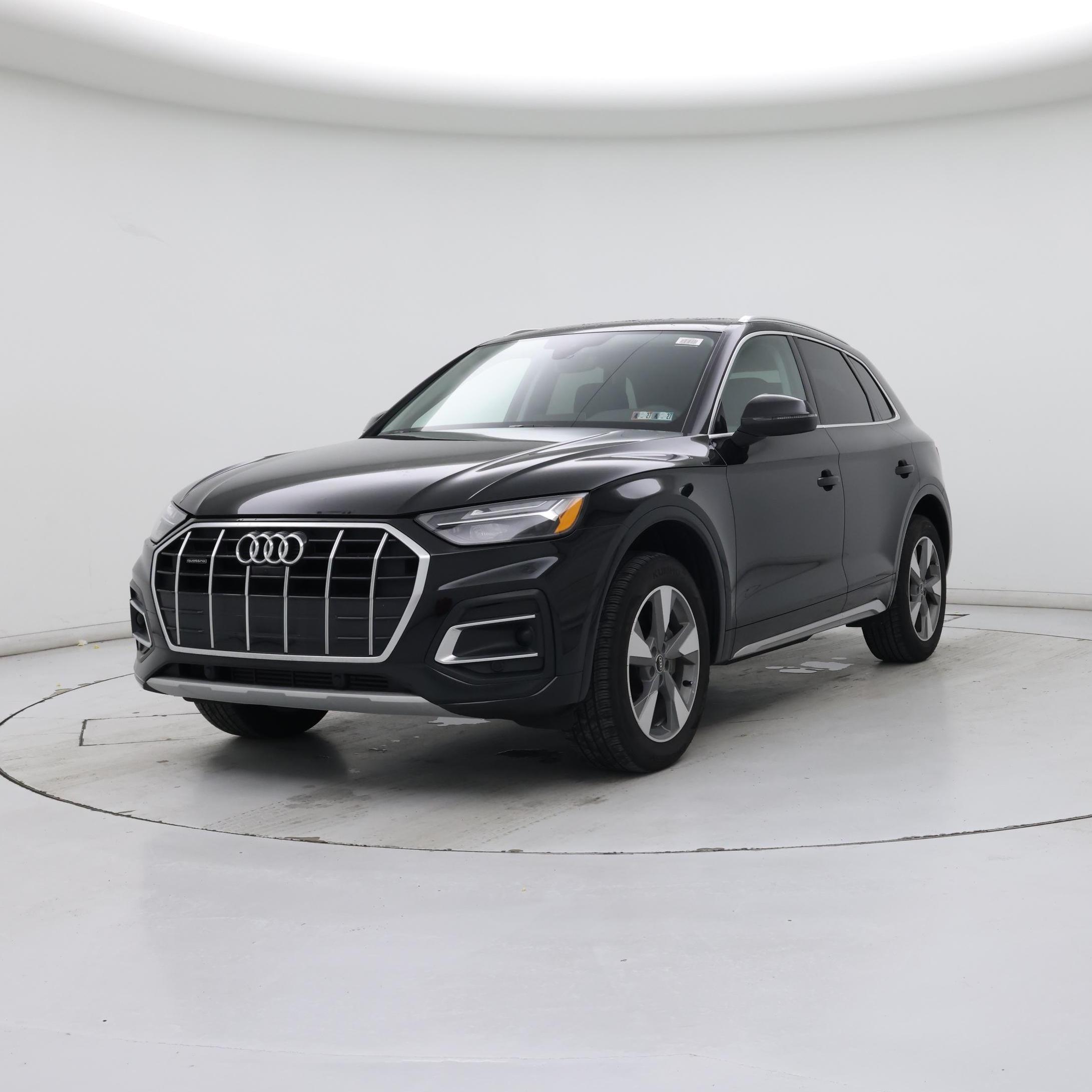 Thumbnail: 2023 Audi Q5 - 4