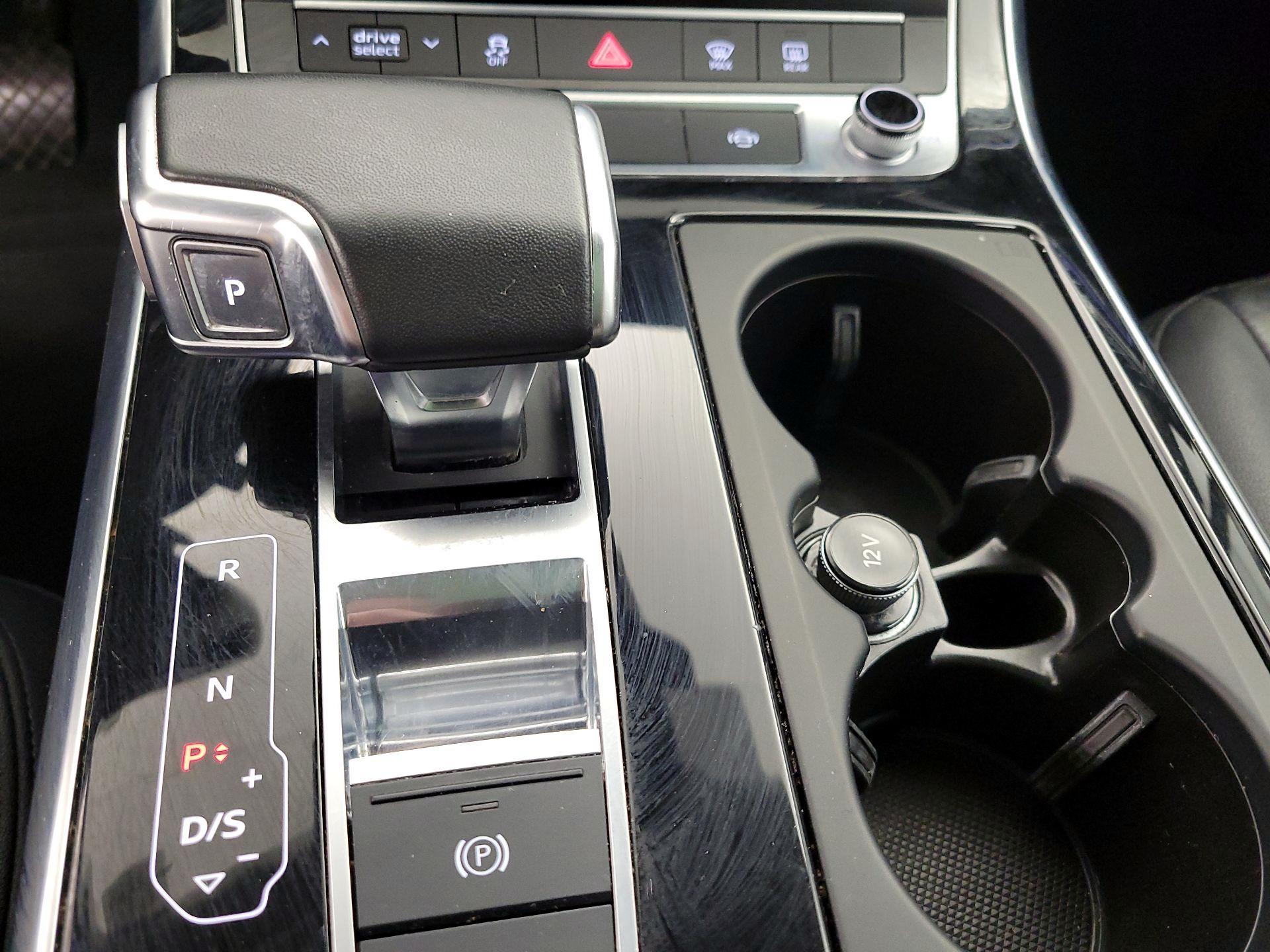 Thumbnail: 2022 Audi Q7 - 18