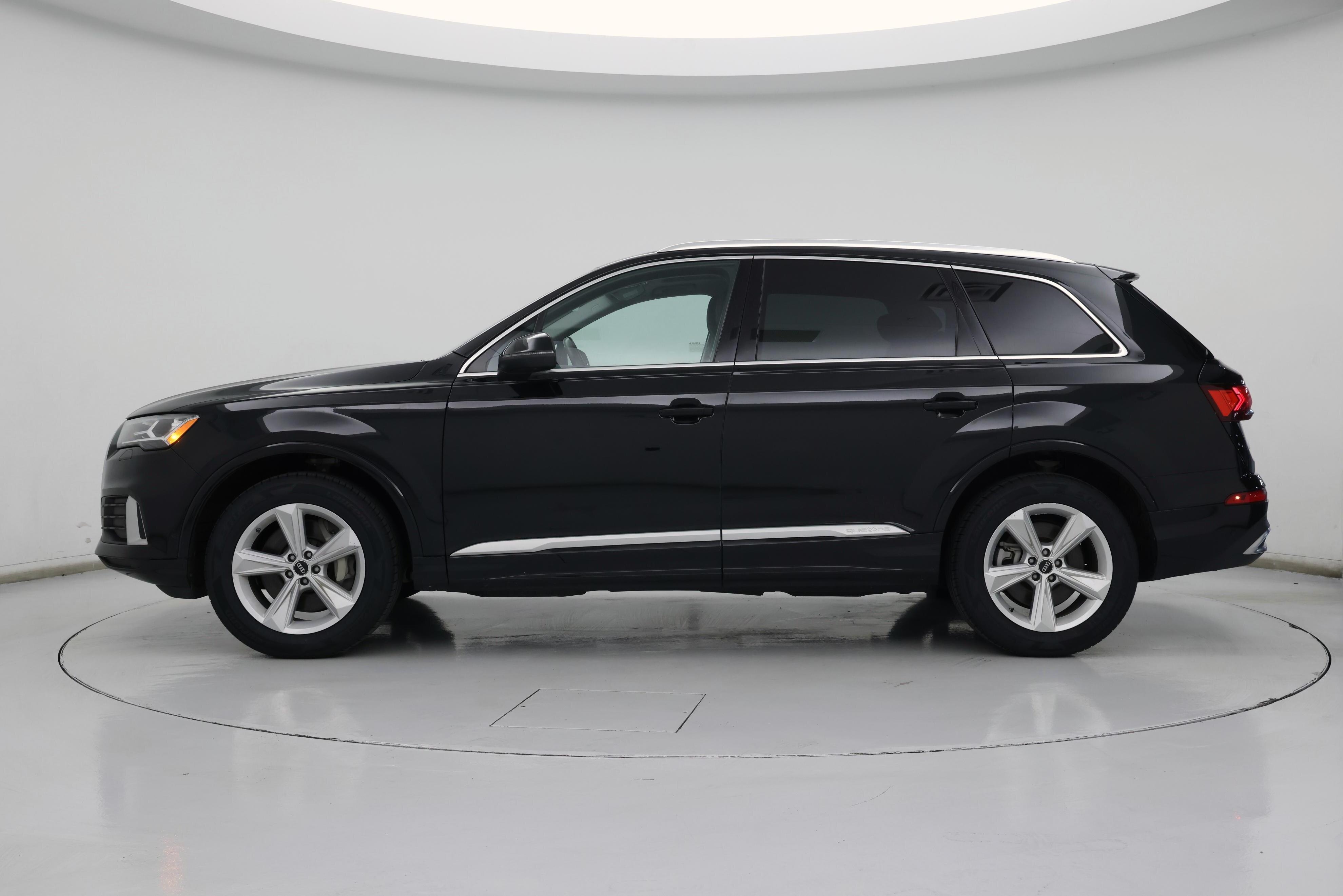 Thumbnail: 2022 Audi Q7 - 3