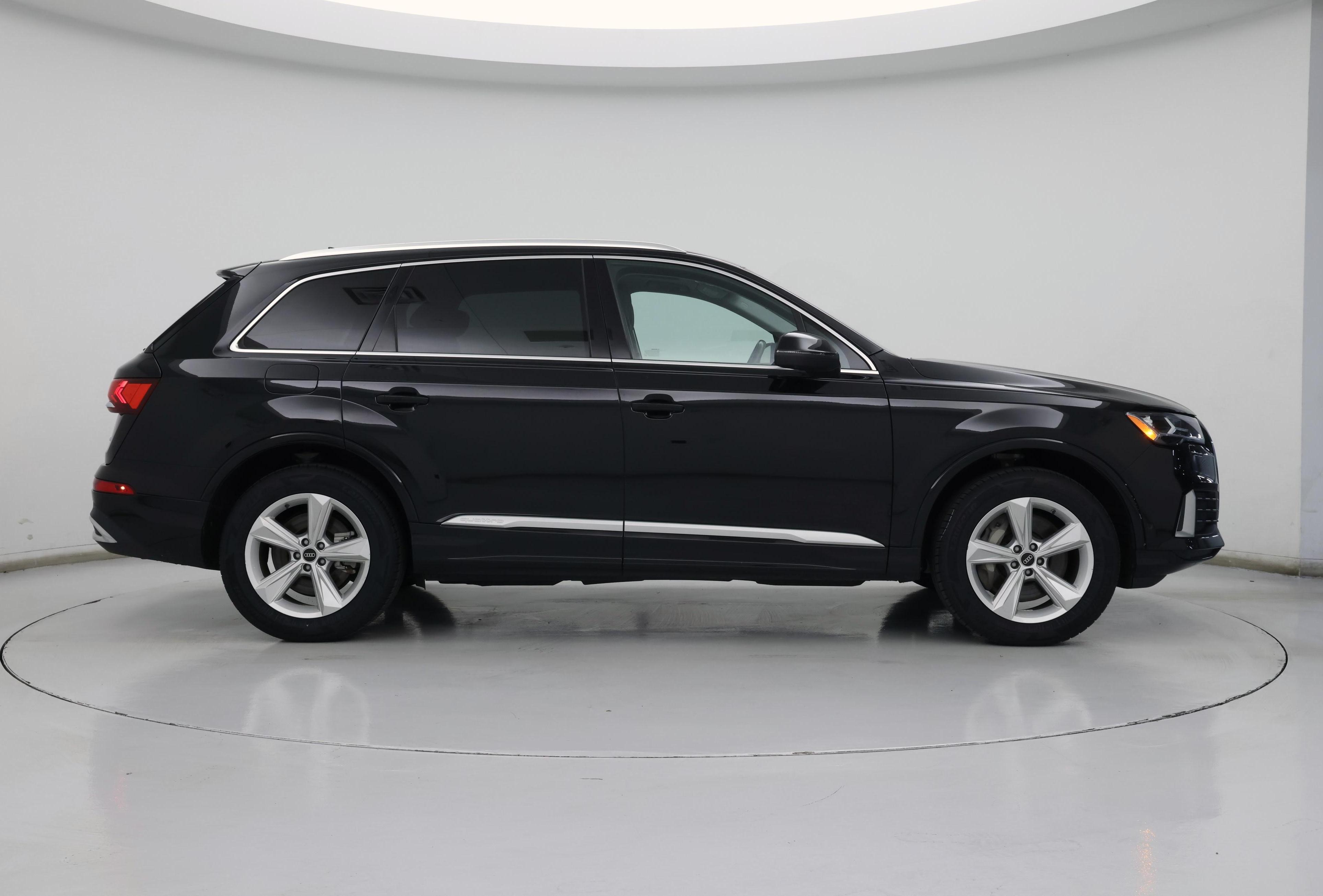 Thumbnail: 2022 Audi Q7 - 7