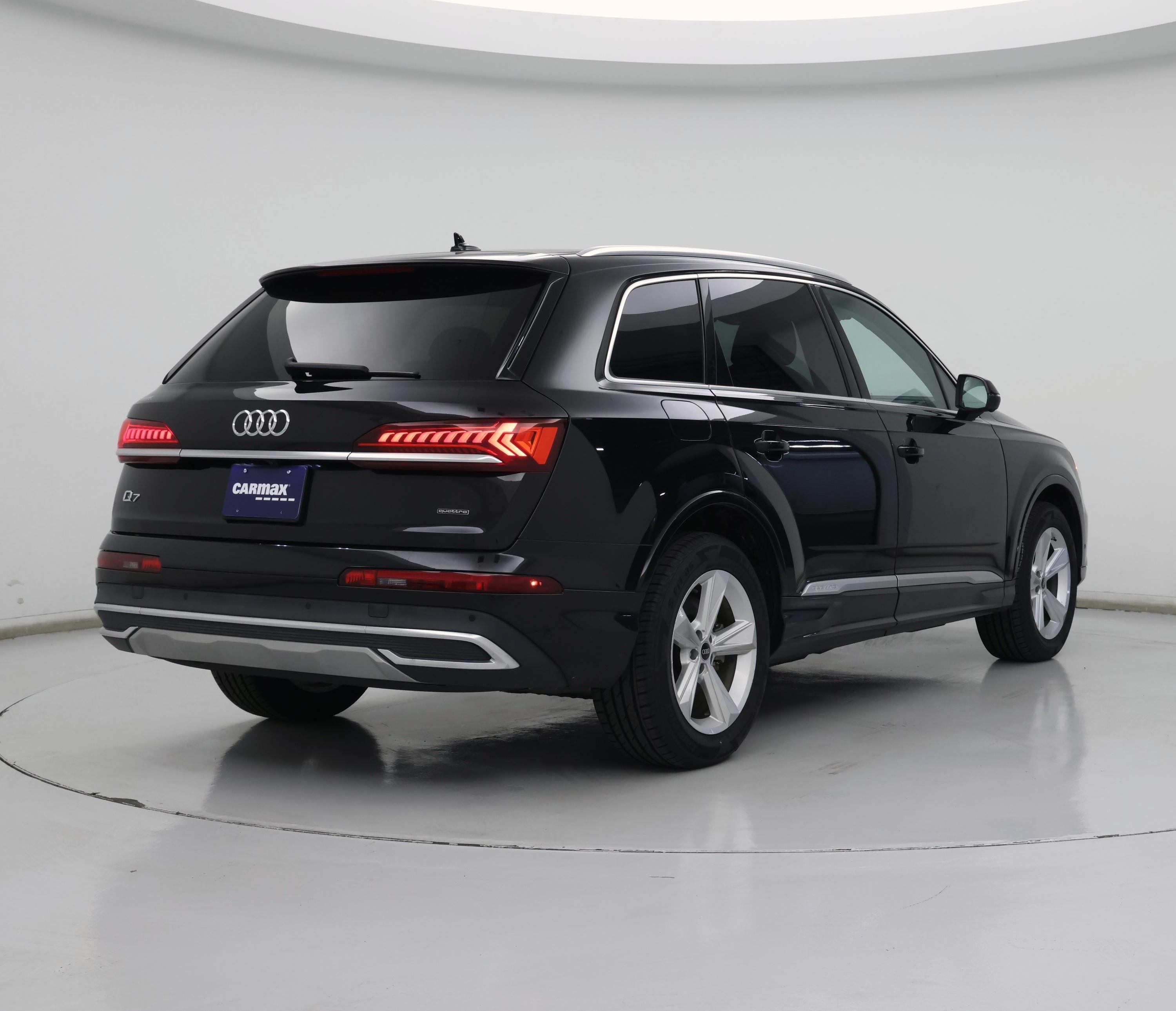 Thumbnail: 2022 Audi Q7 - 8