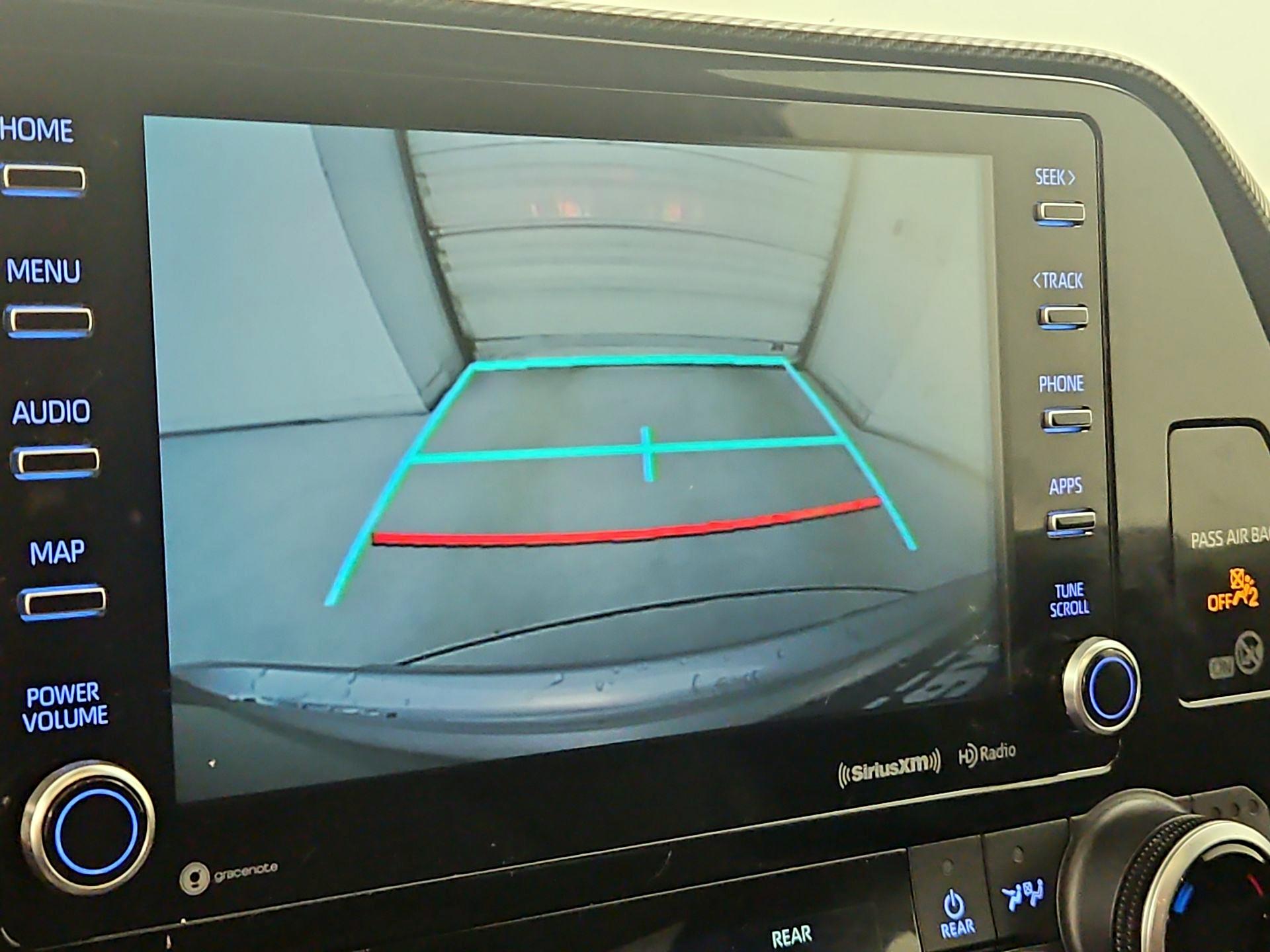 Thumbnail: 2021 Toyota Highlander - 14