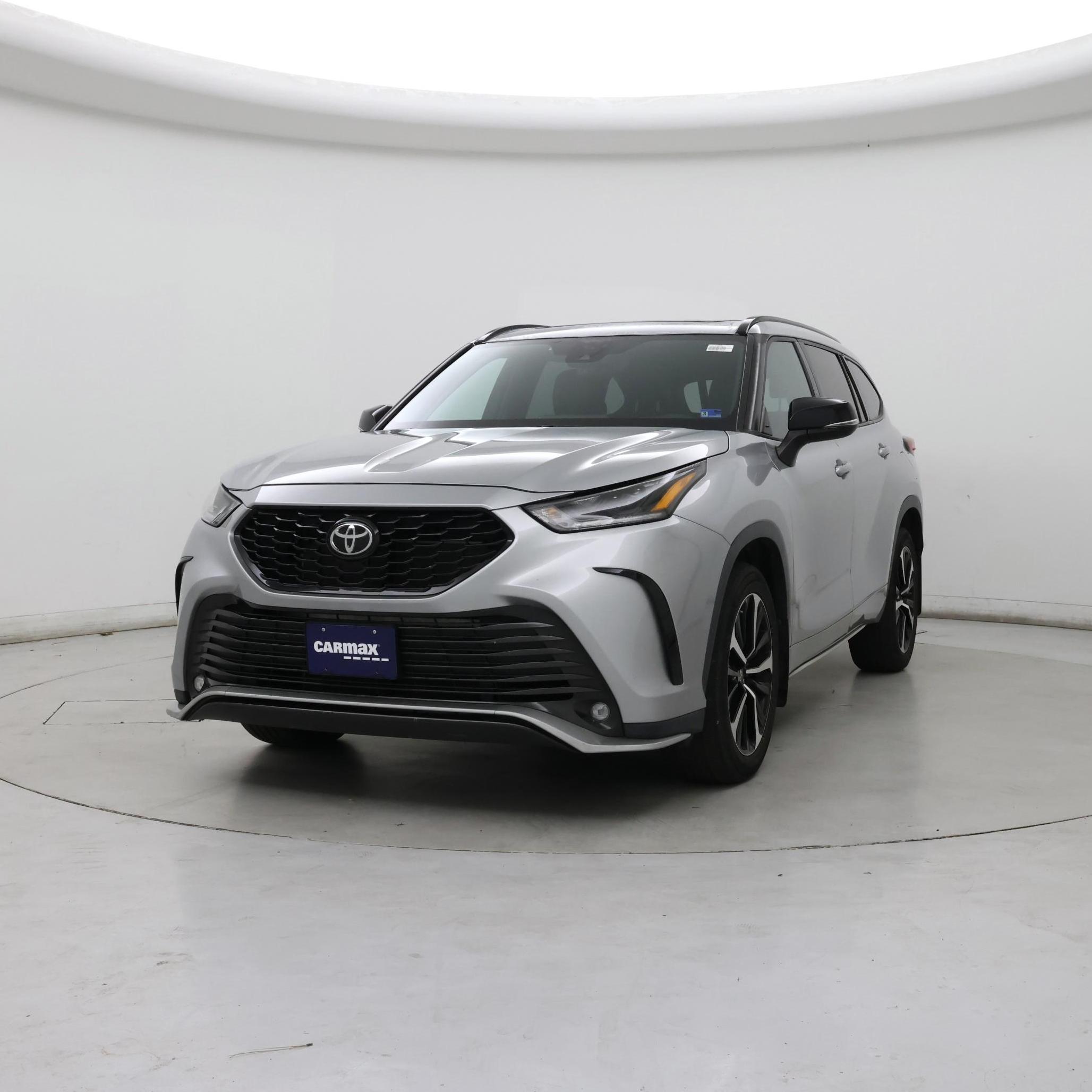 Thumbnail: 2021 Toyota Highlander - 4