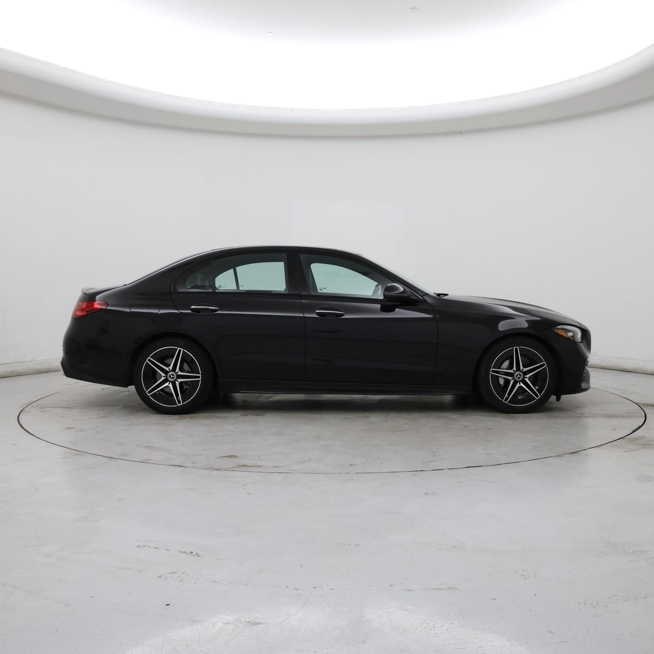 Thumbnail: 2023 Mercedes-Benz C-Class - 7