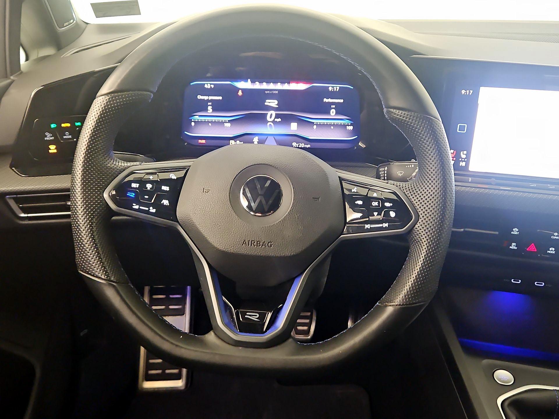 Thumbnail: 2022 Volkswagen Golf - 10