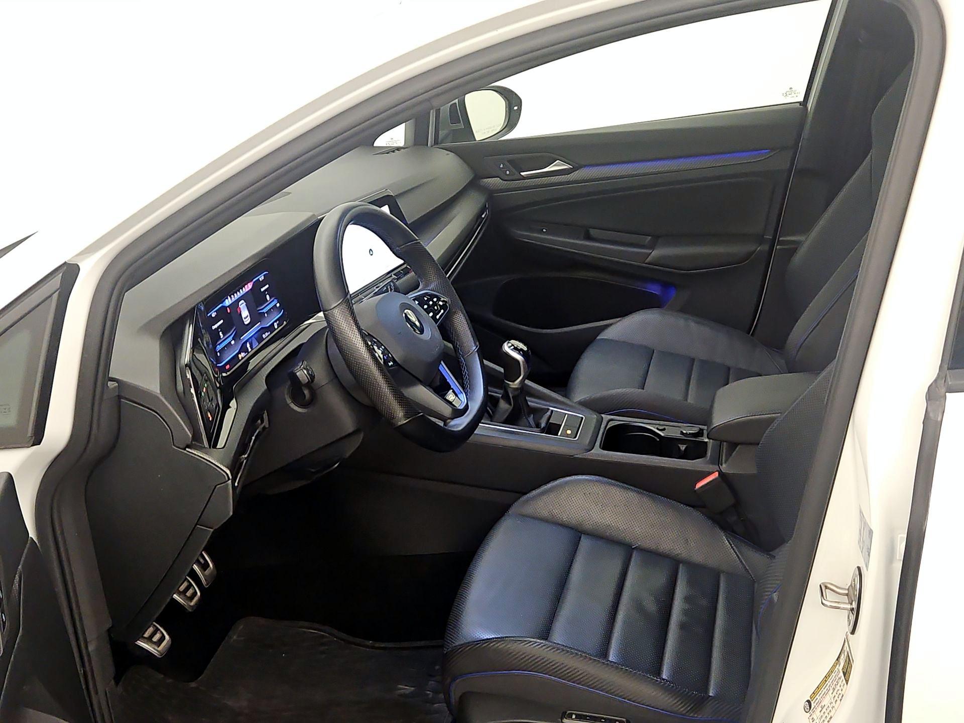 Thumbnail: 2022 Volkswagen Golf - 11