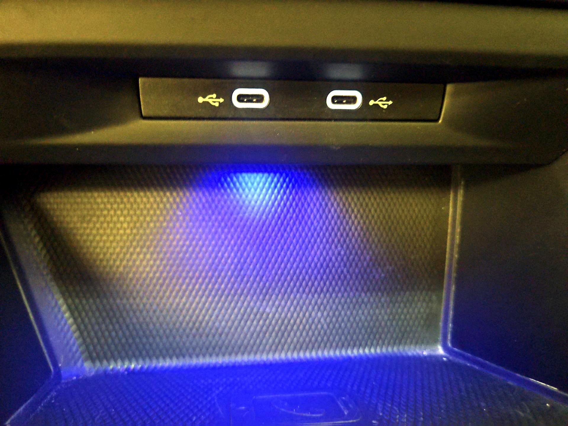 Thumbnail: 2022 Volkswagen Golf - 19