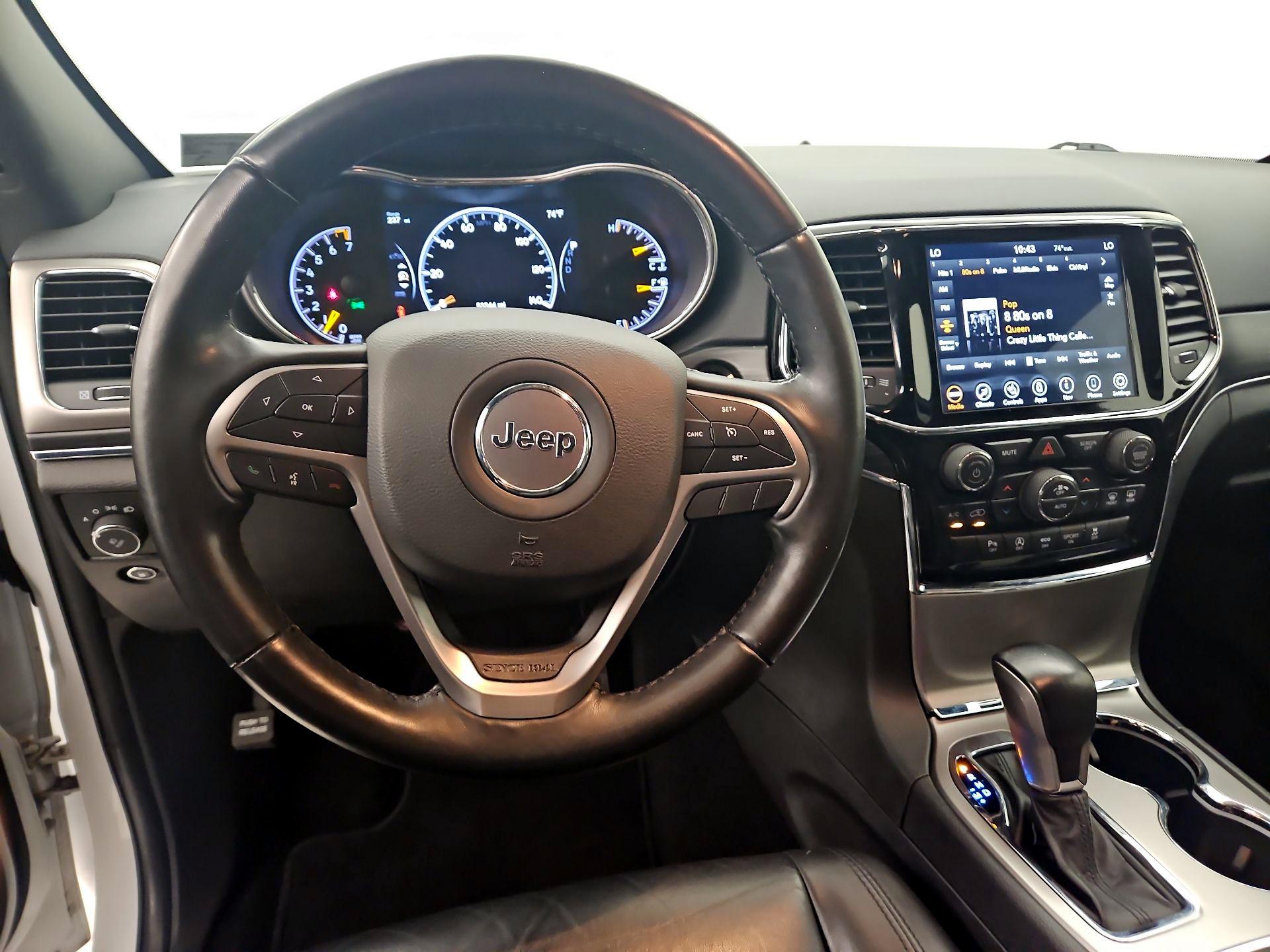 Thumbnail: 2021 Jeep Grand Cherokee - 10
