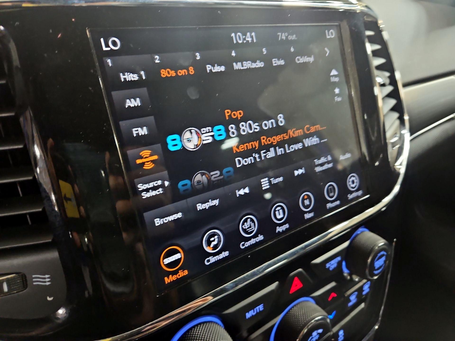 Thumbnail: 2021 Jeep Grand Cherokee - 15